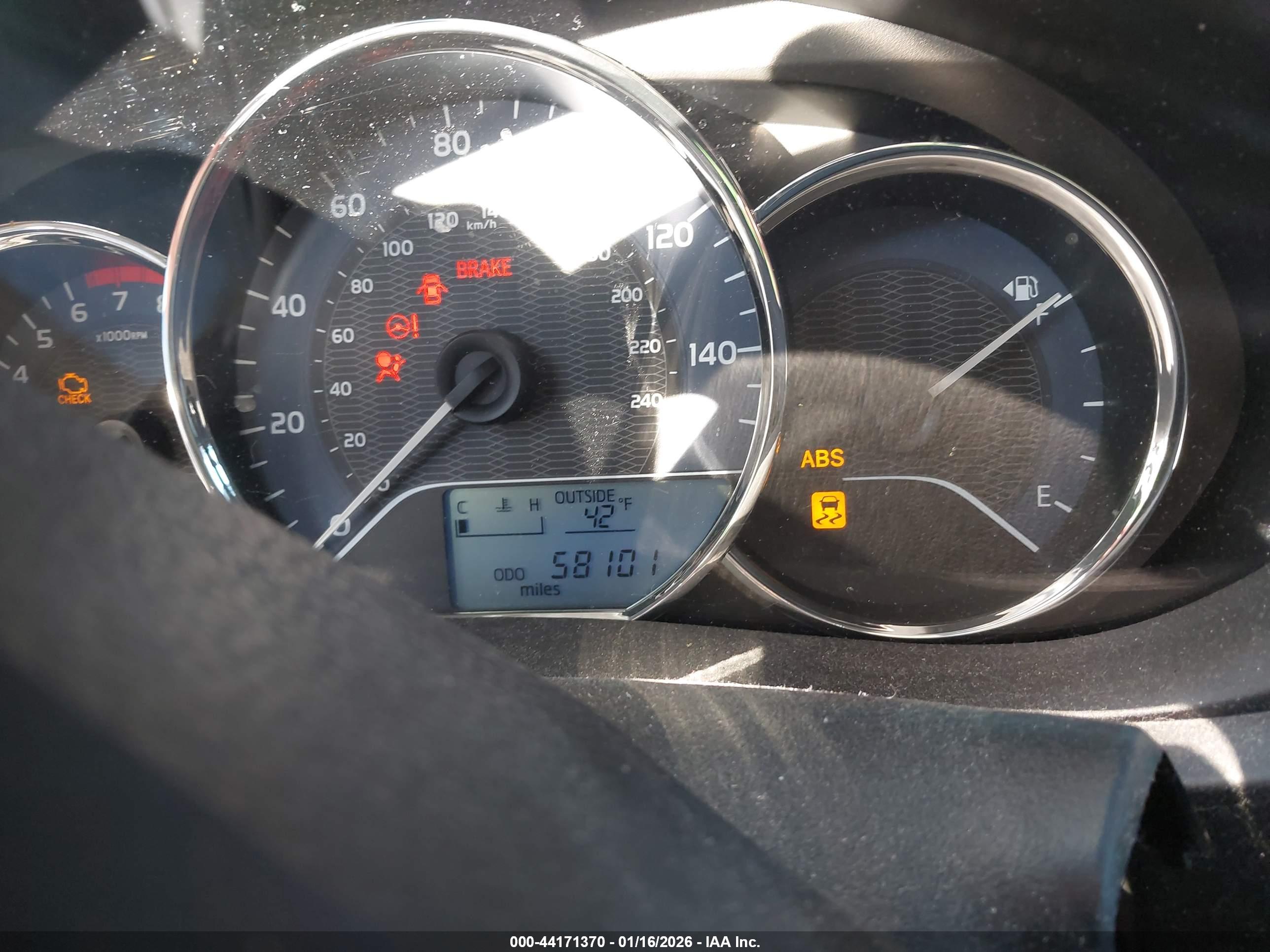 TOYOTA COROLLA image 7