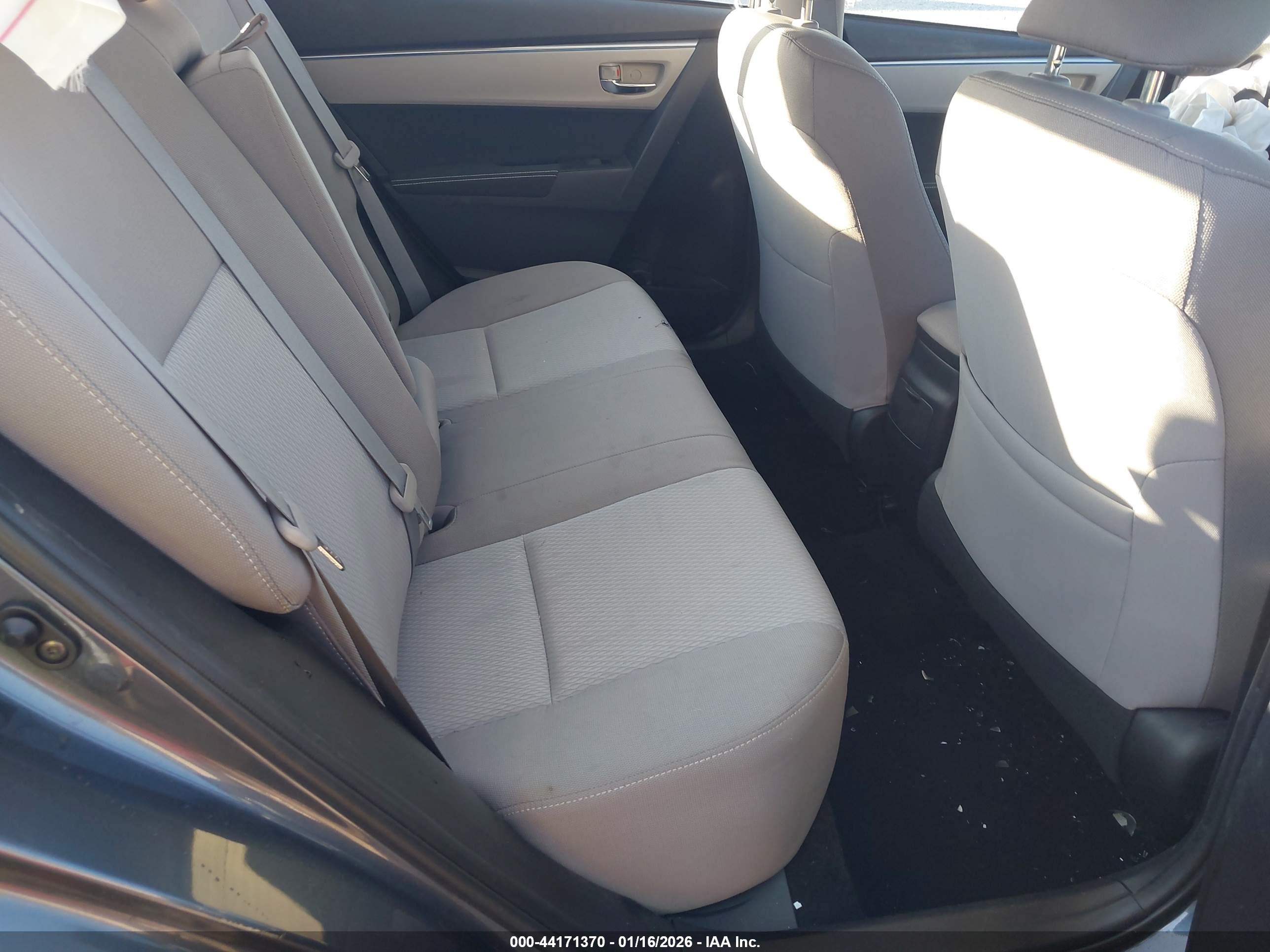 TOYOTA COROLLA image 8