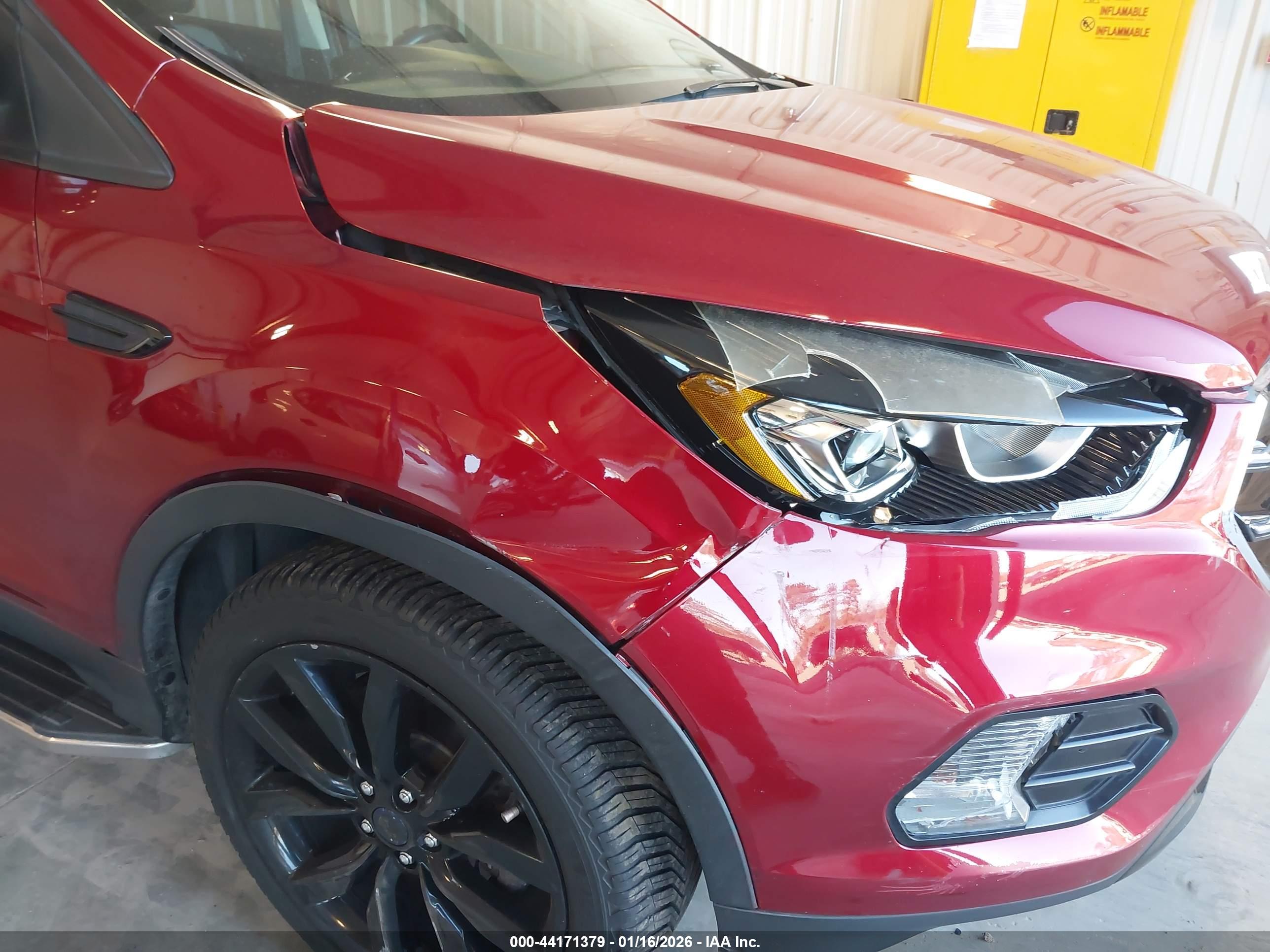 FORD ESCAPE image 6