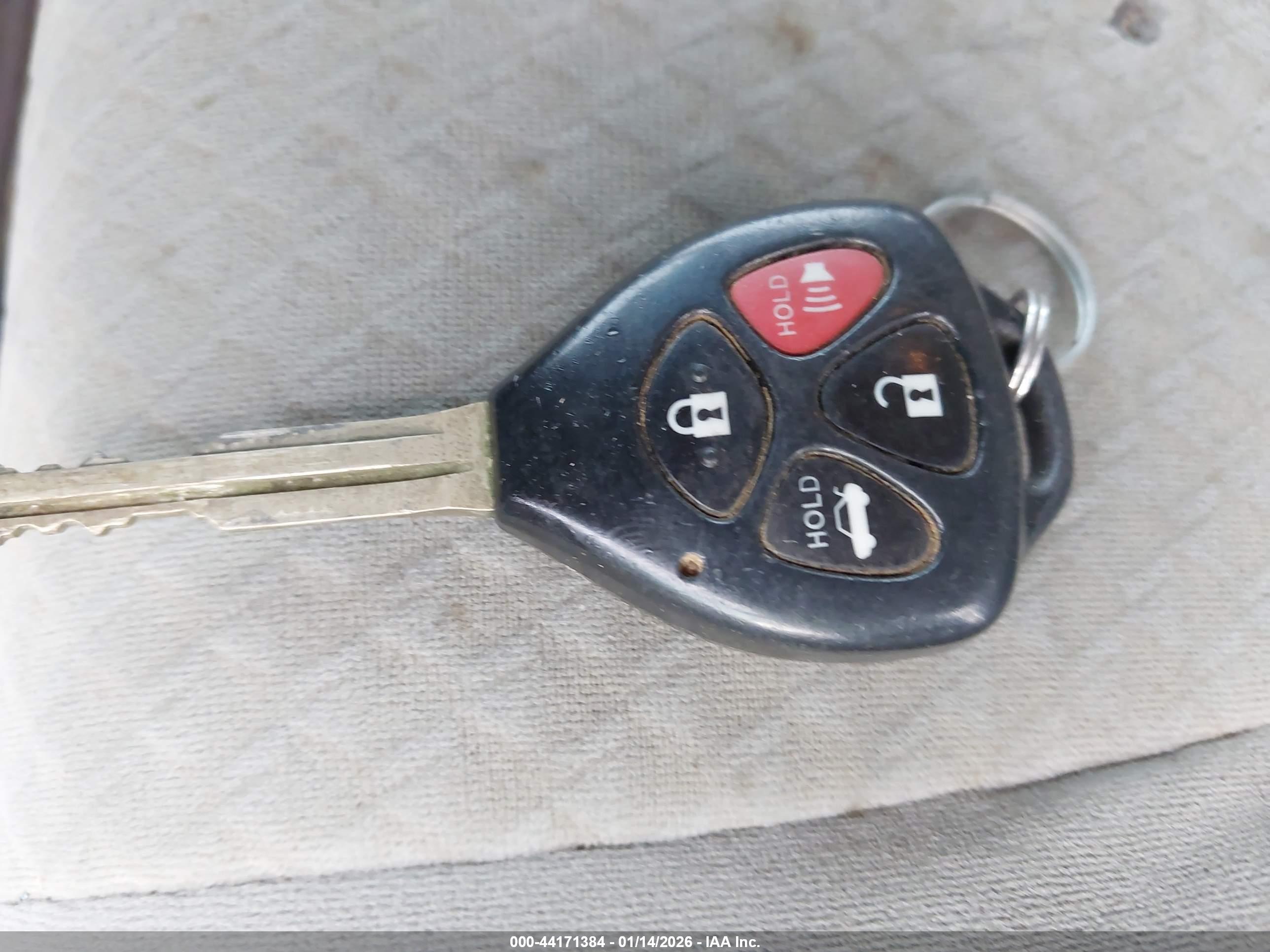 TOYOTA CAMRY image 11