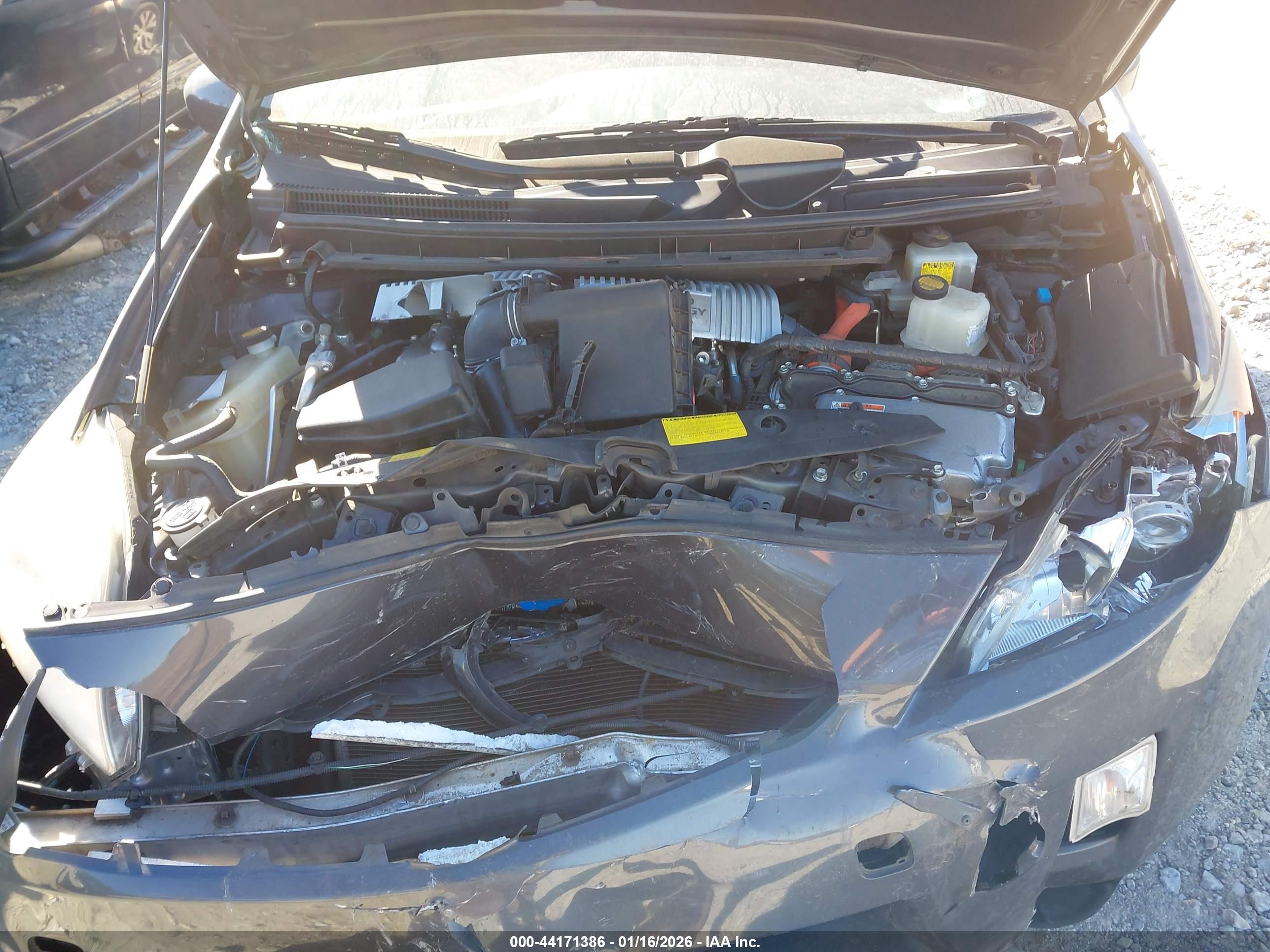 TOYOTA PRIUS image 10