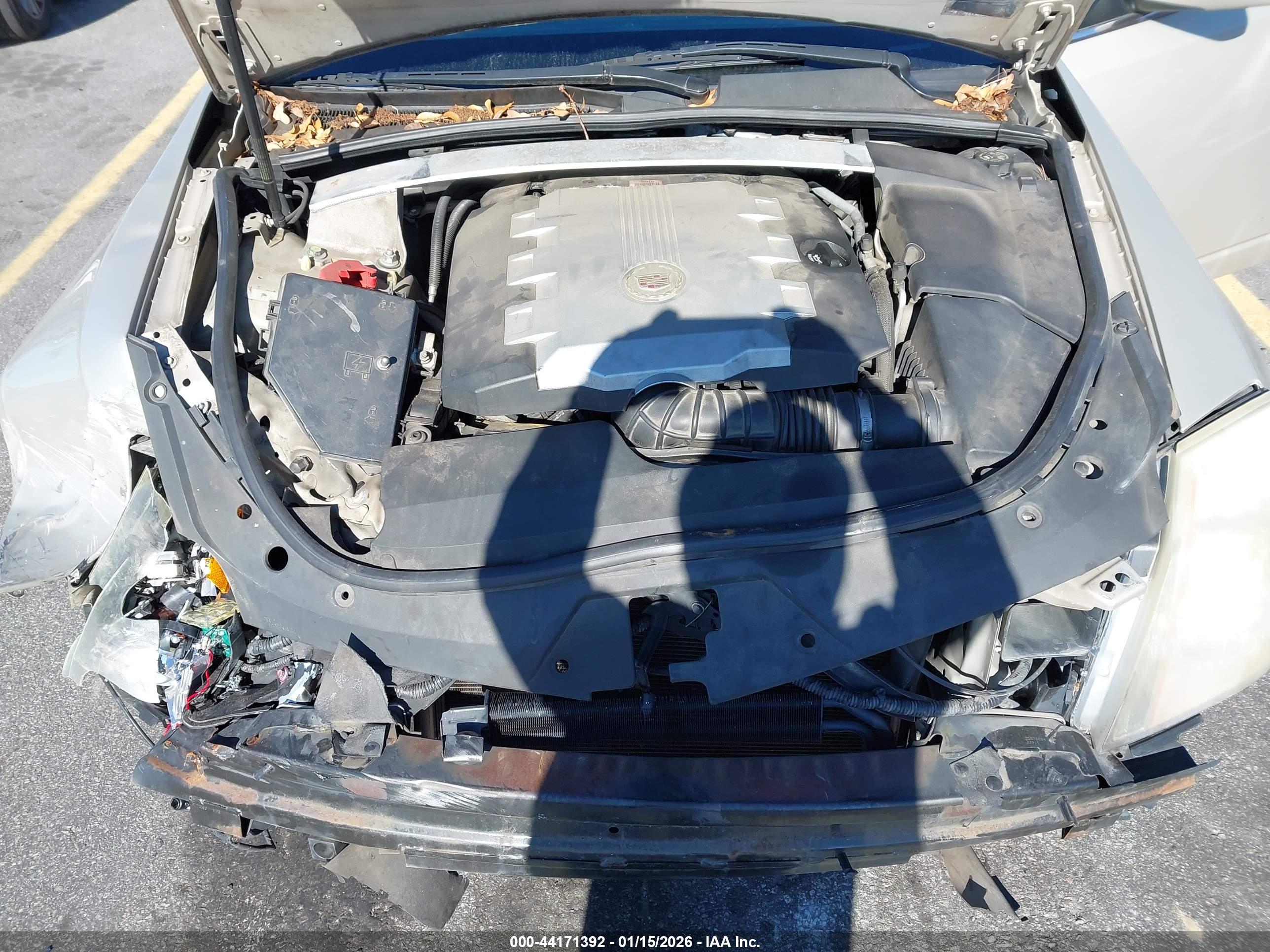 CADILLAC CTS image 10