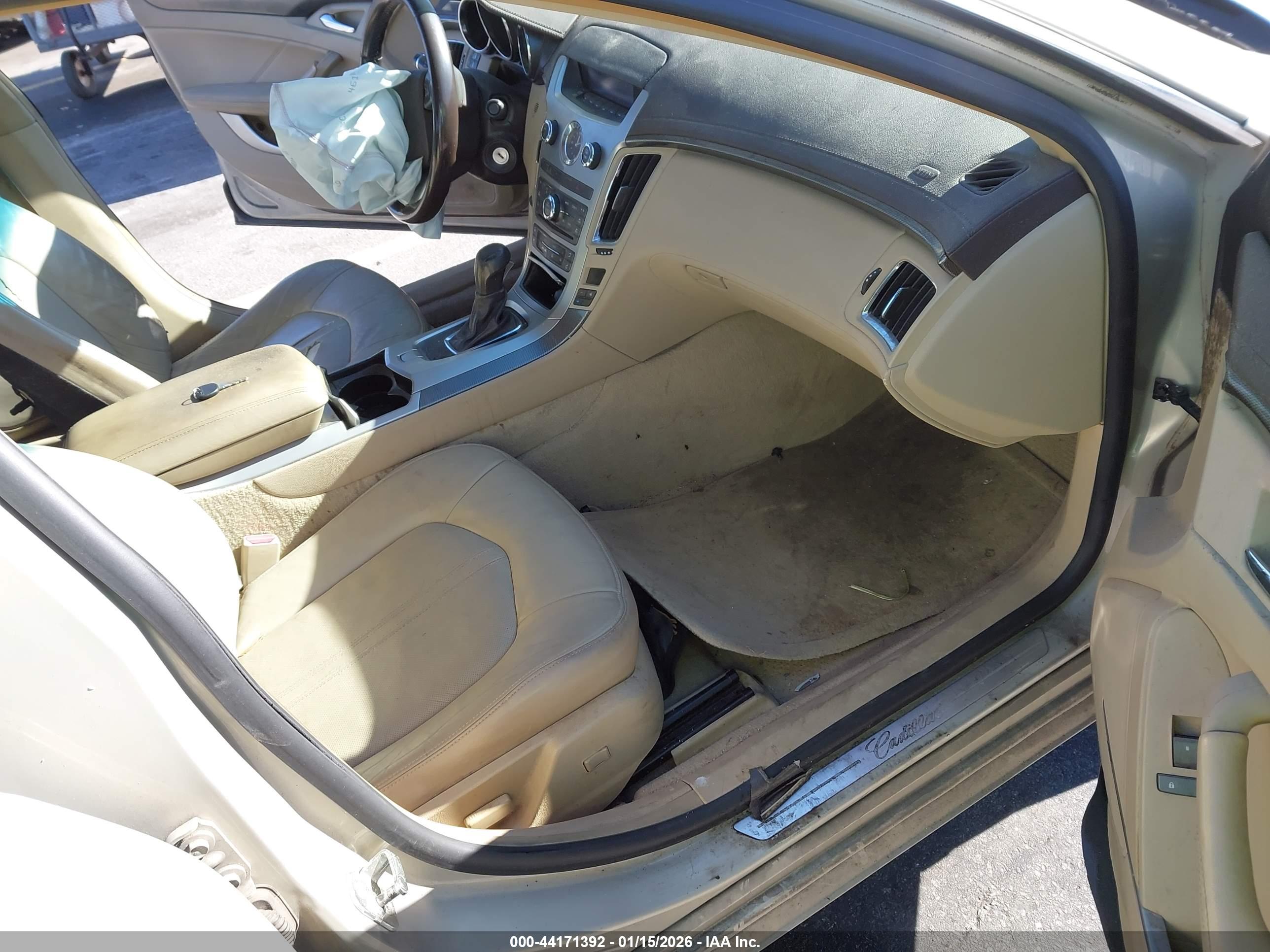 CADILLAC CTS image 5