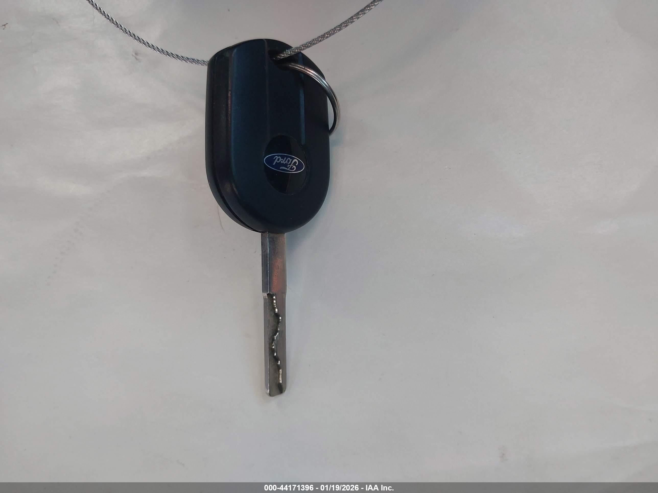 FORD ESCAPE image 11