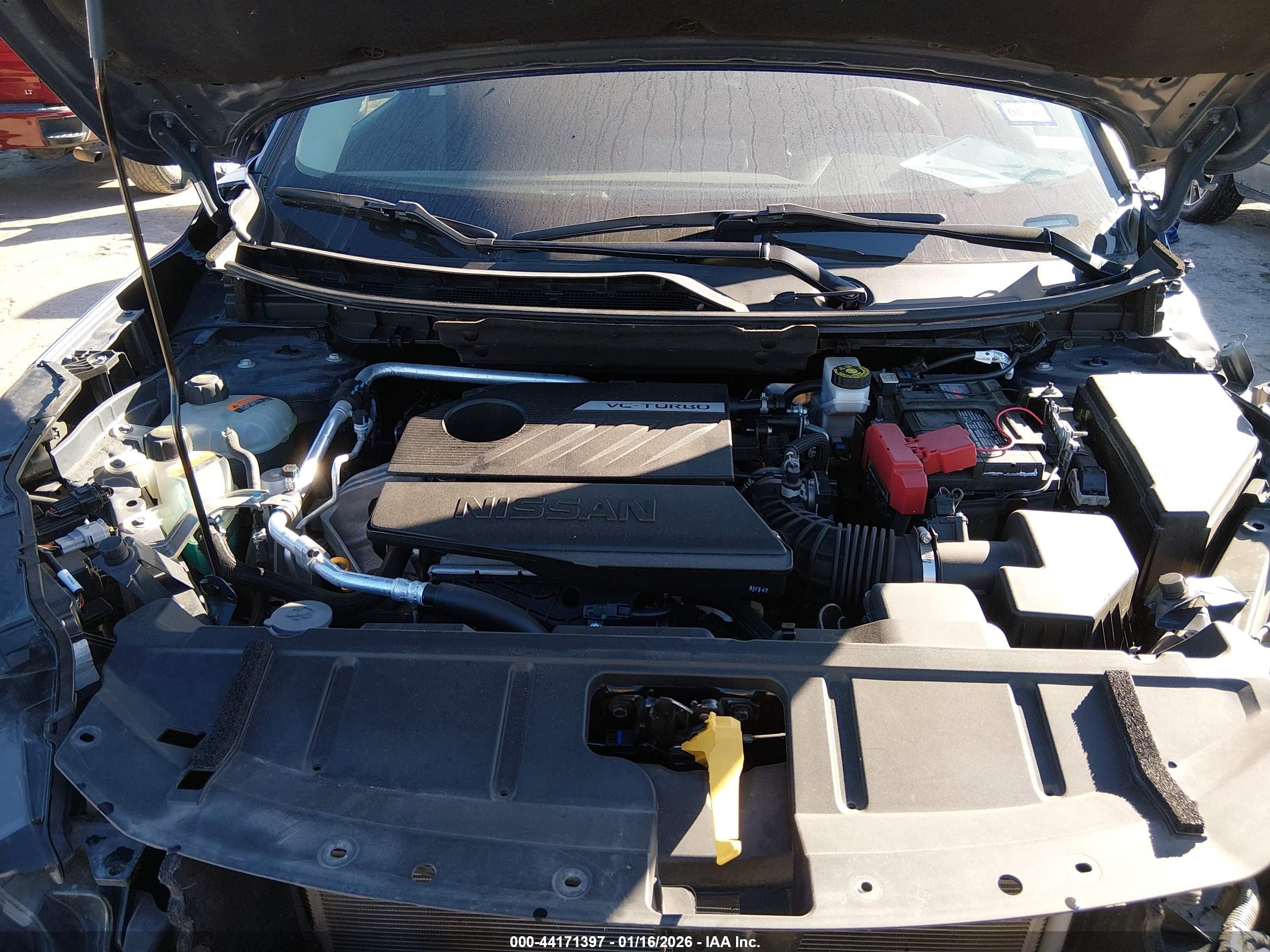 NISSAN ROGUE image 10