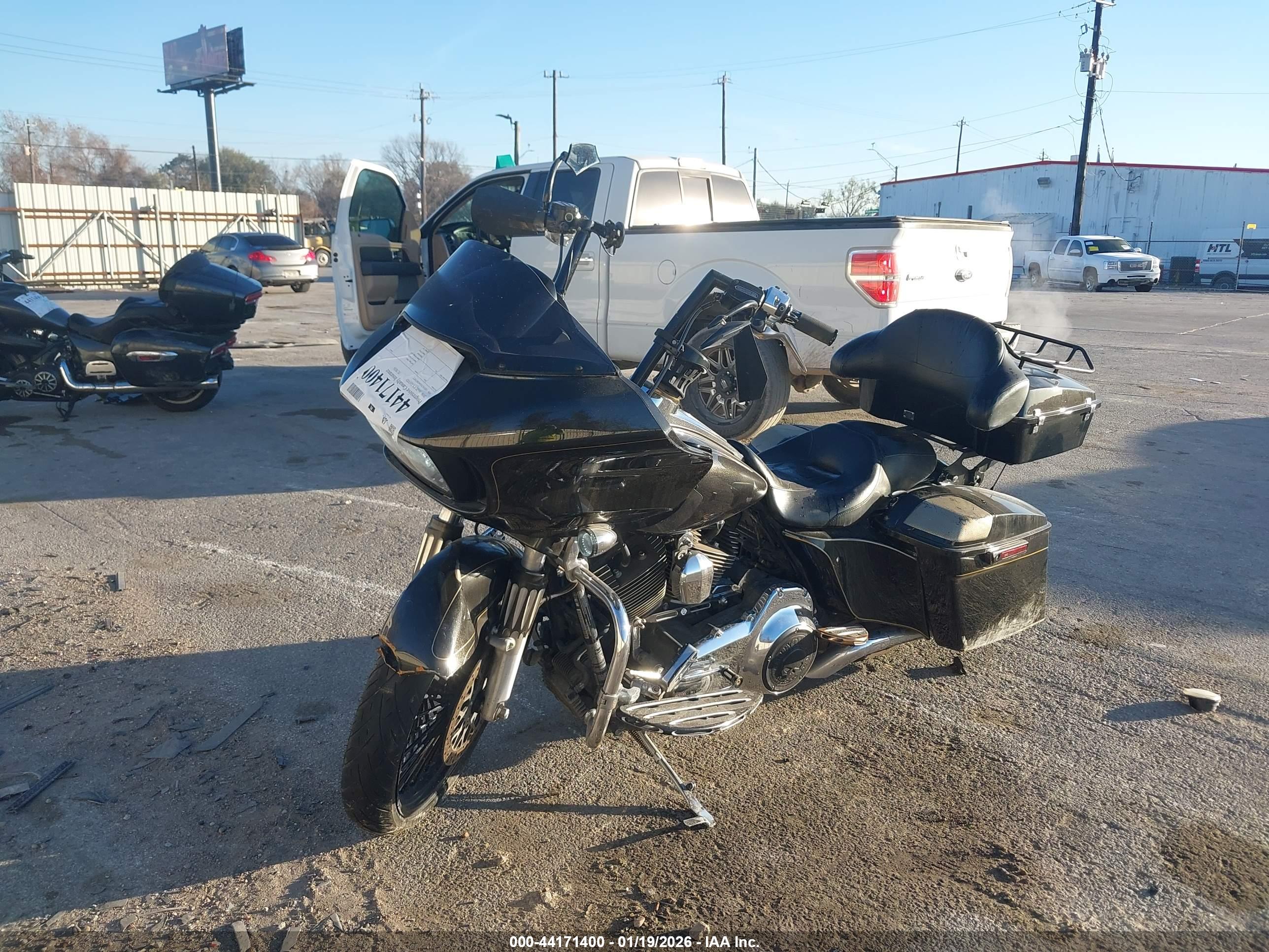 HARLEY-DAVIDSON FLTRXS image 2