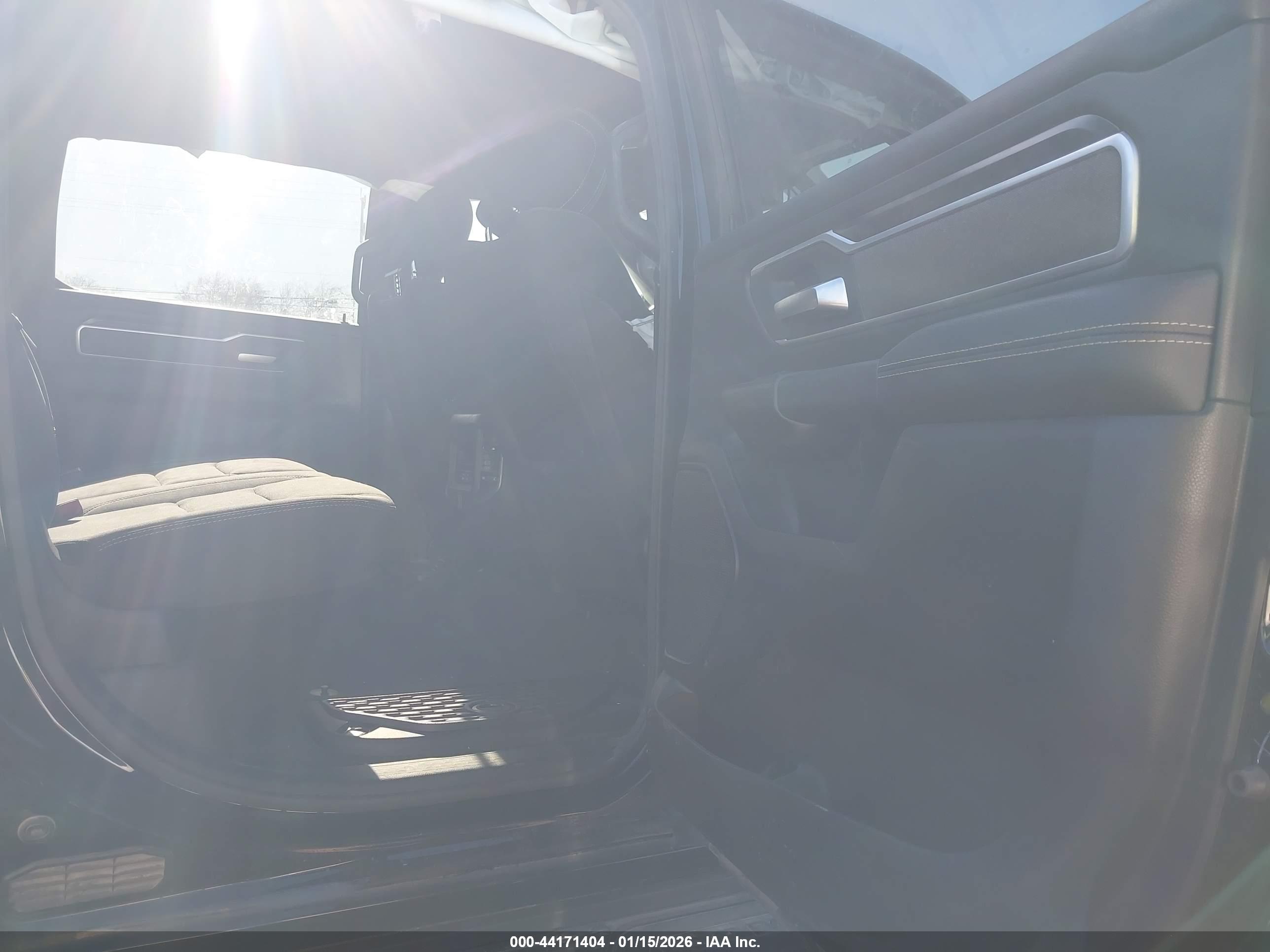 RAM 1500 image 8