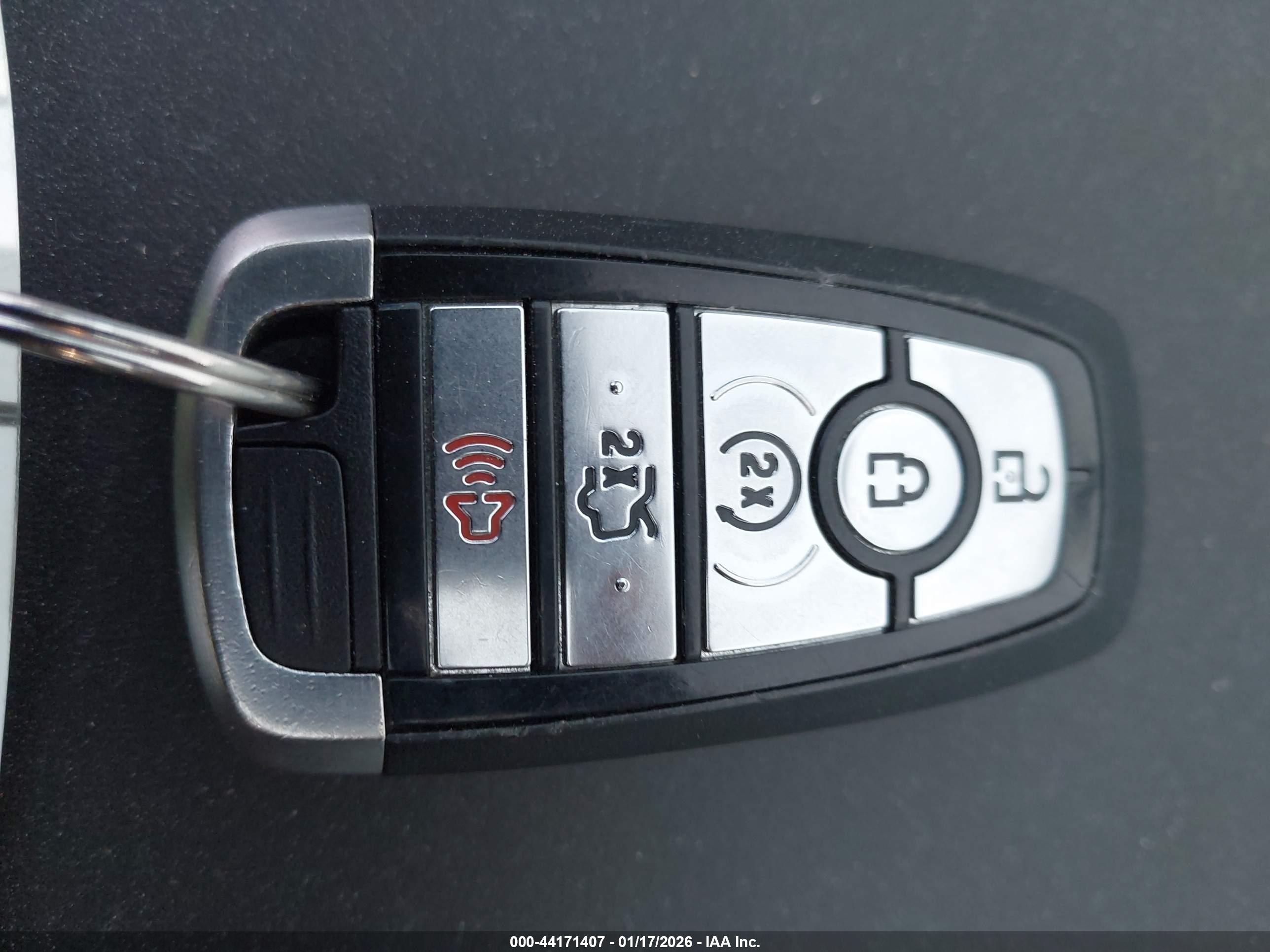 FORD EXPLORER image 11
