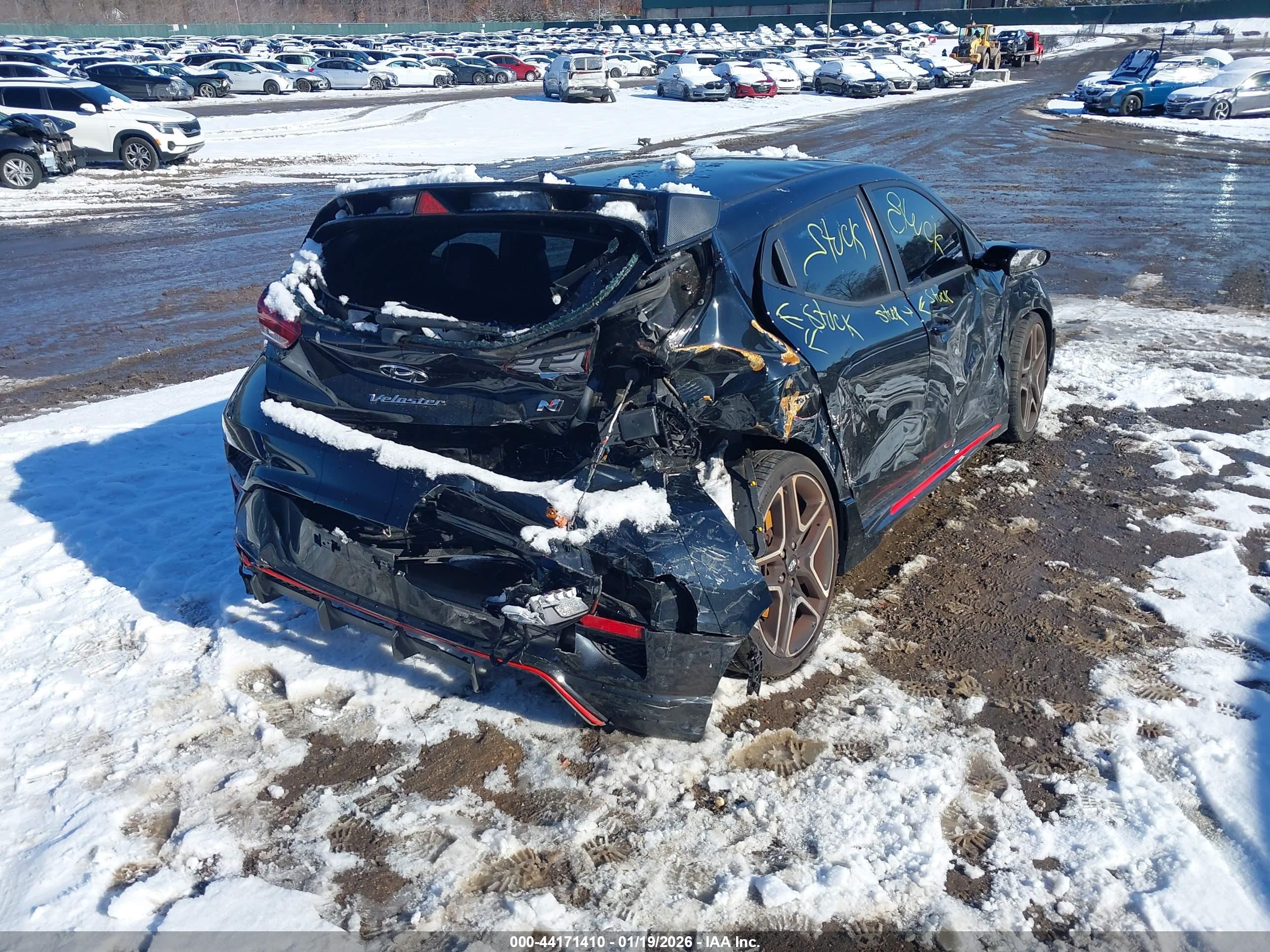 HYUNDAI VELOSTER image 4
