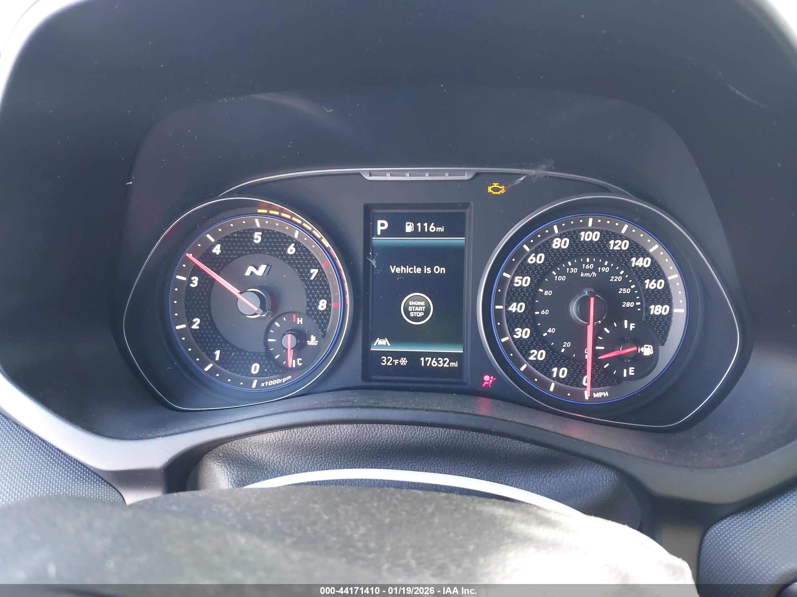 HYUNDAI VELOSTER image 7