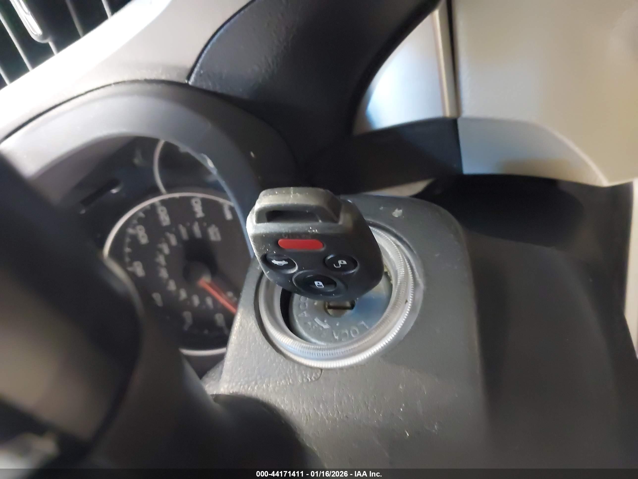 SUBARU OUTBACK image 11