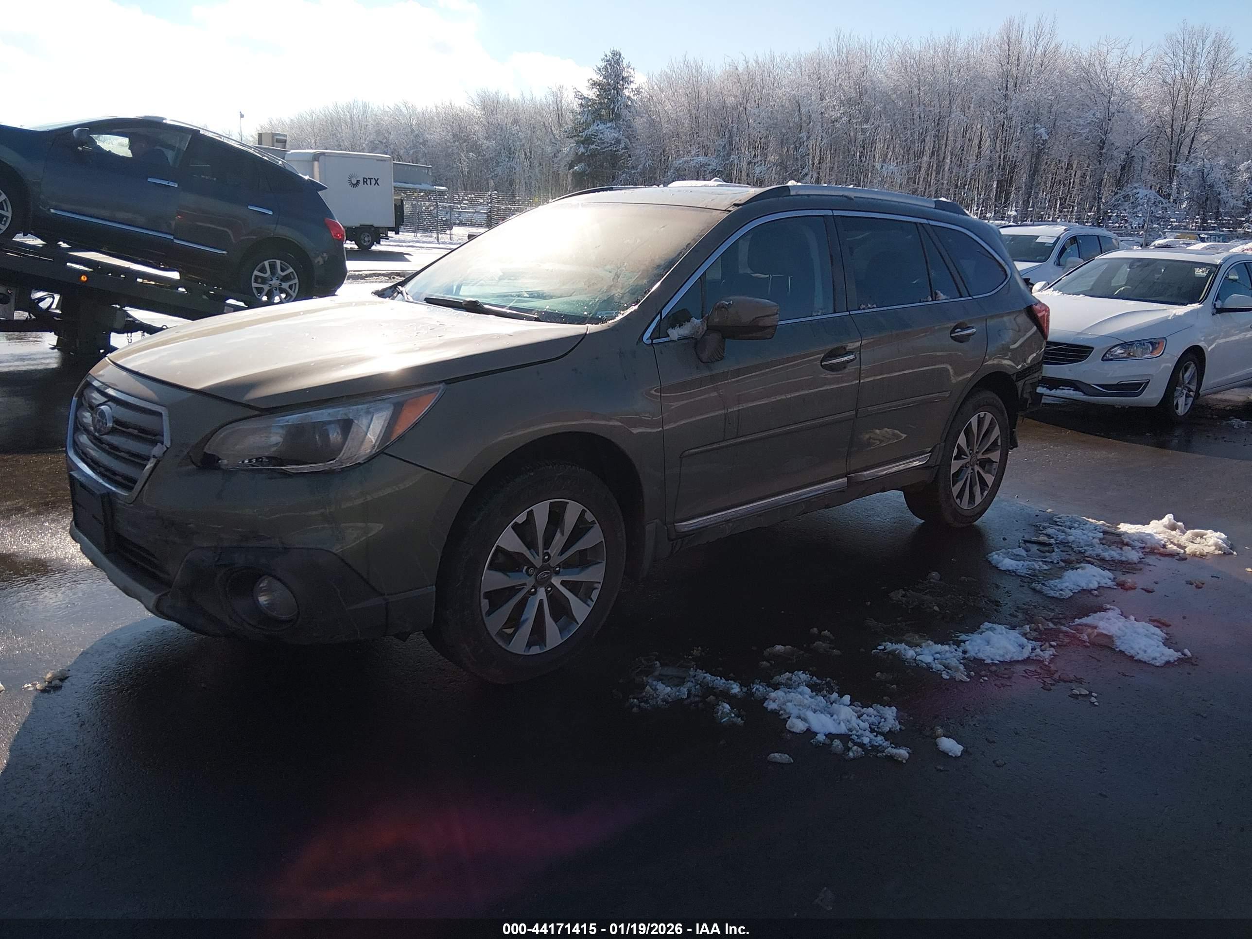 SUBARU OUTBACK image 2