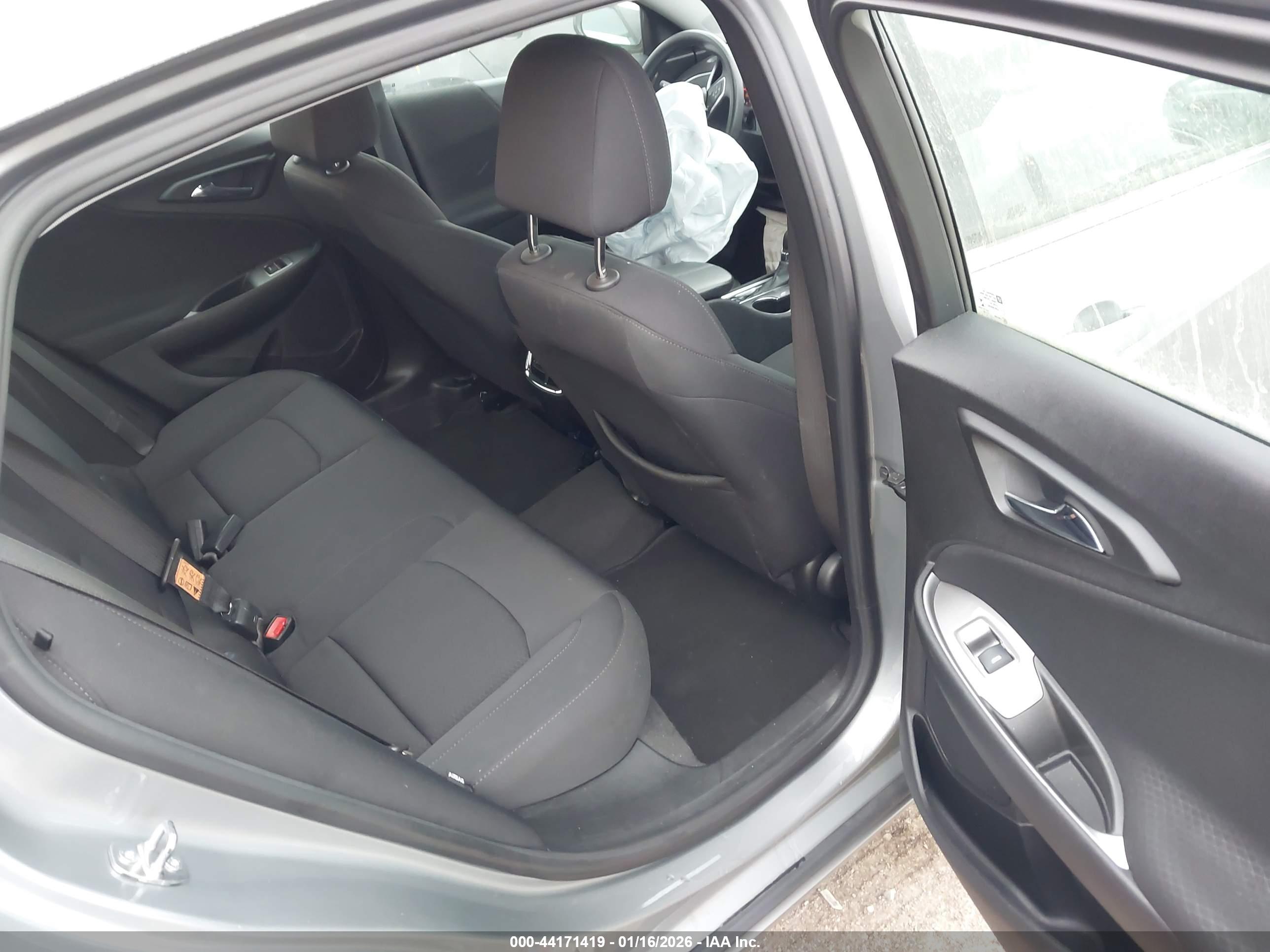 CHEVROLET MALIBU image 8
