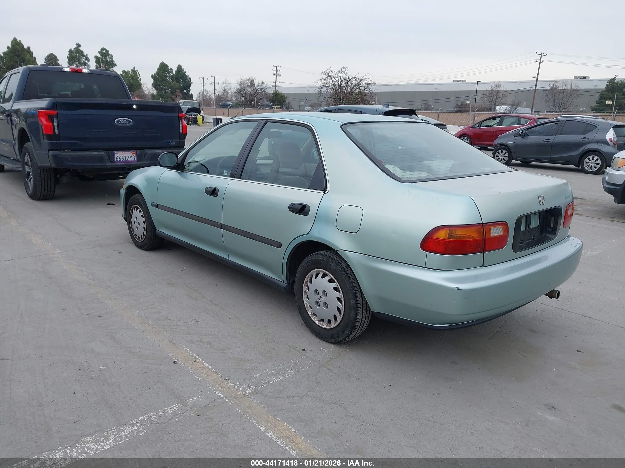 HONDA CIVIC image 3