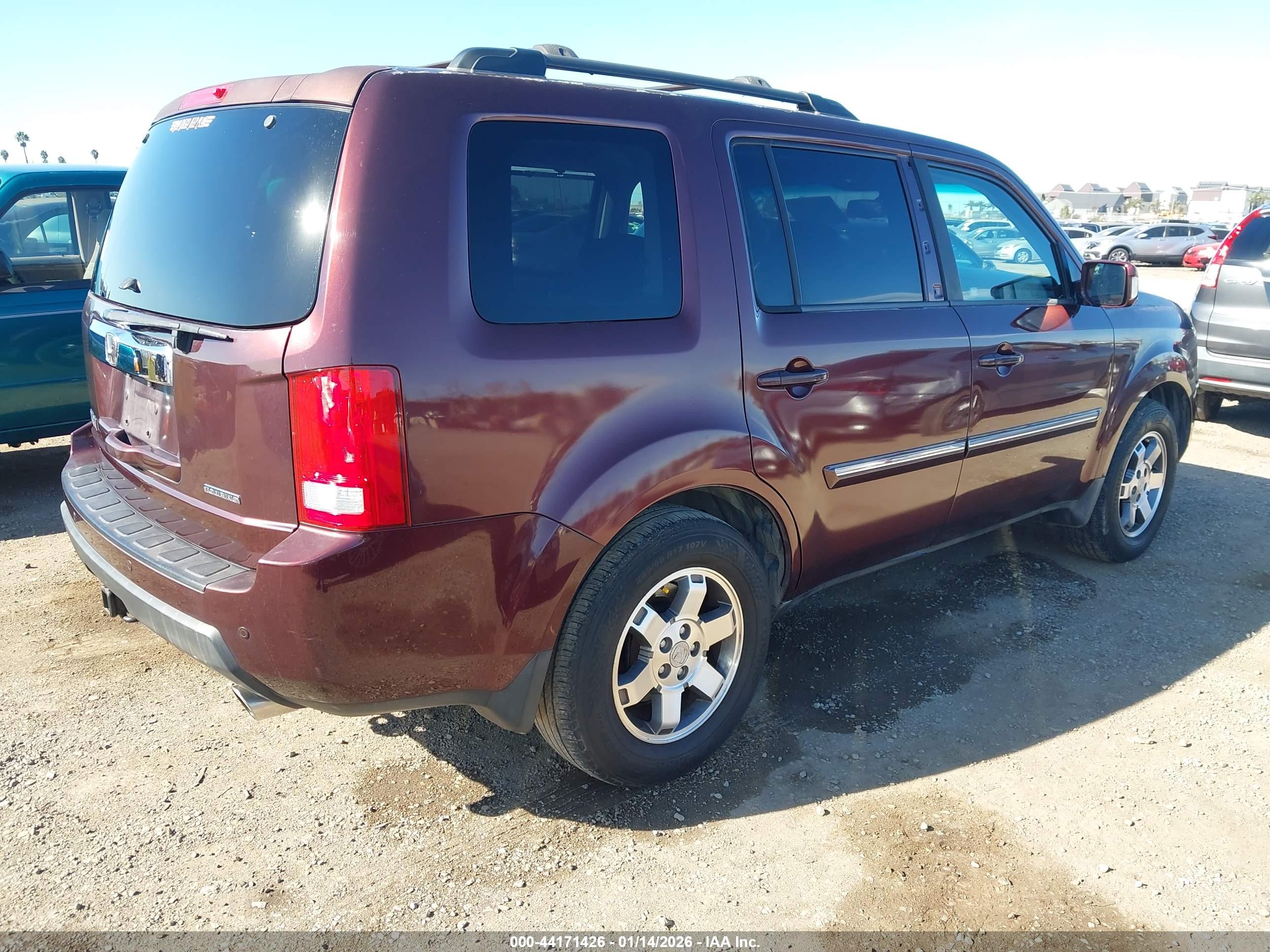 HONDA PILOT image 4