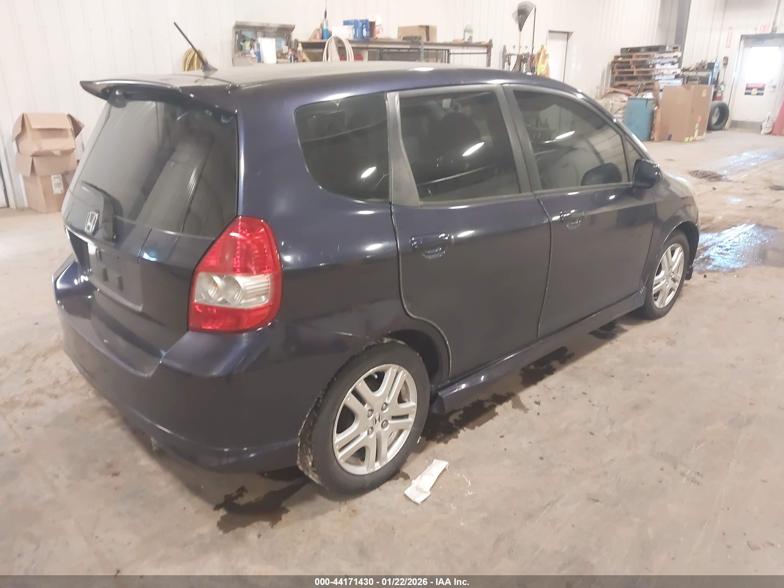 HONDA FIT image 4