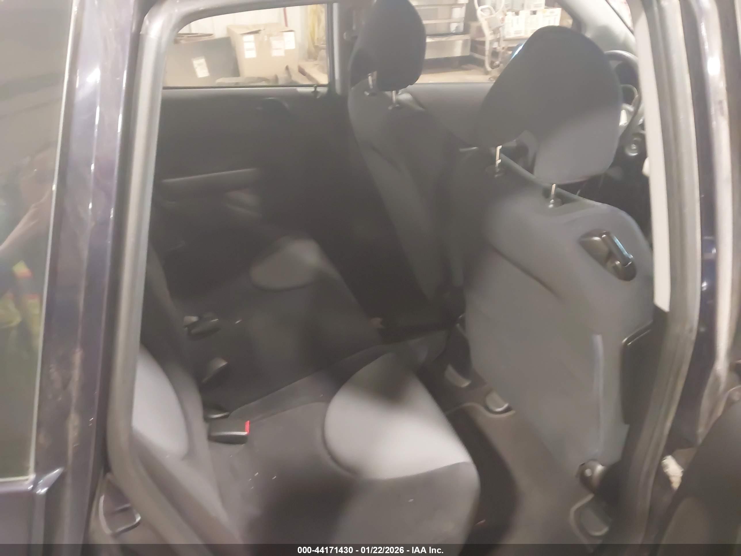 HONDA FIT image 8