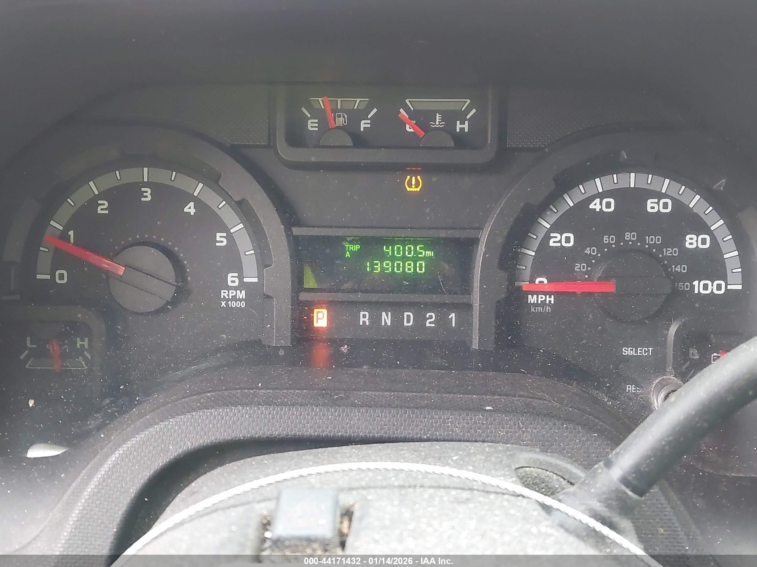 FORD E-150 image 7