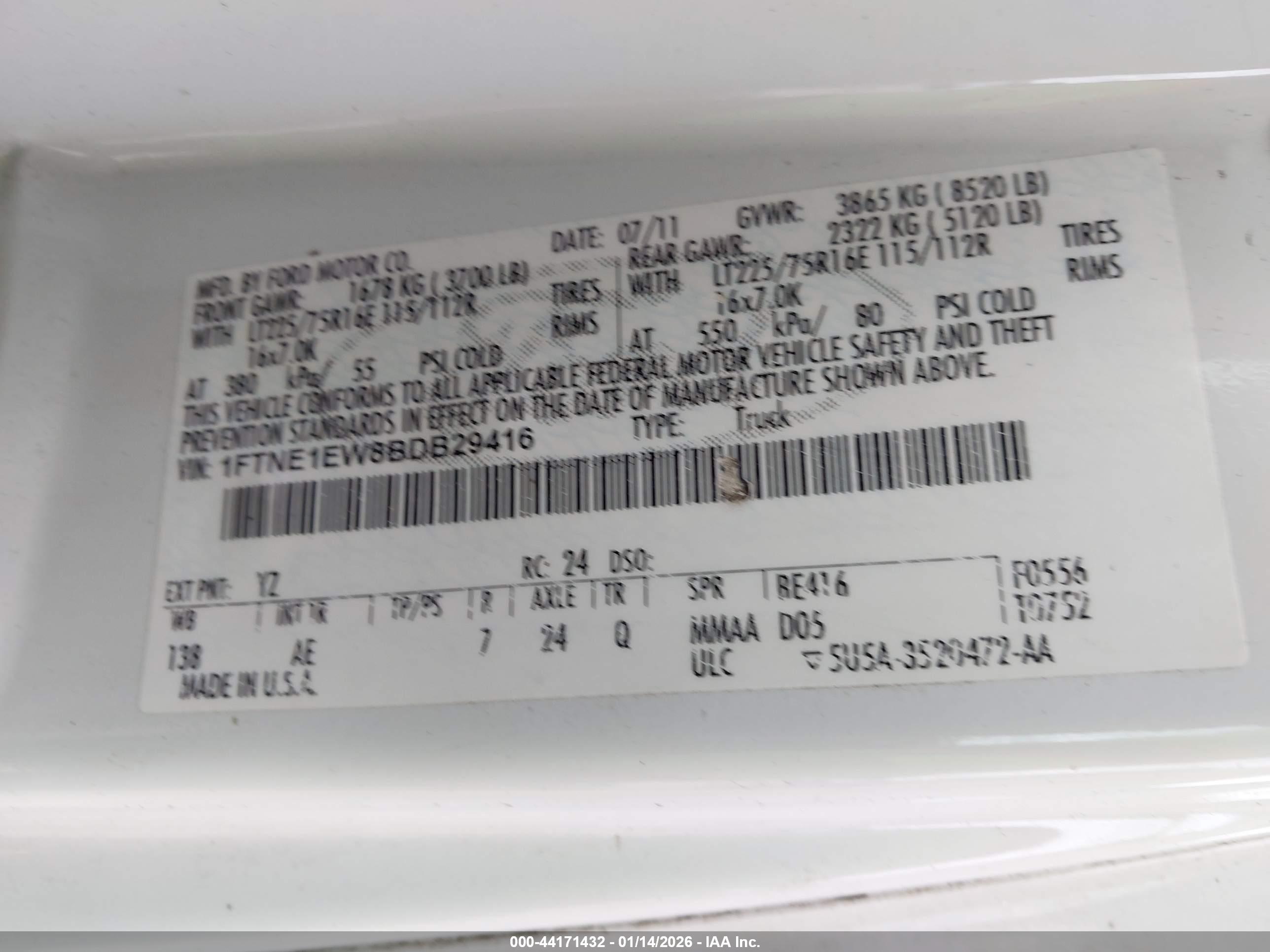 FORD E-150 image 9