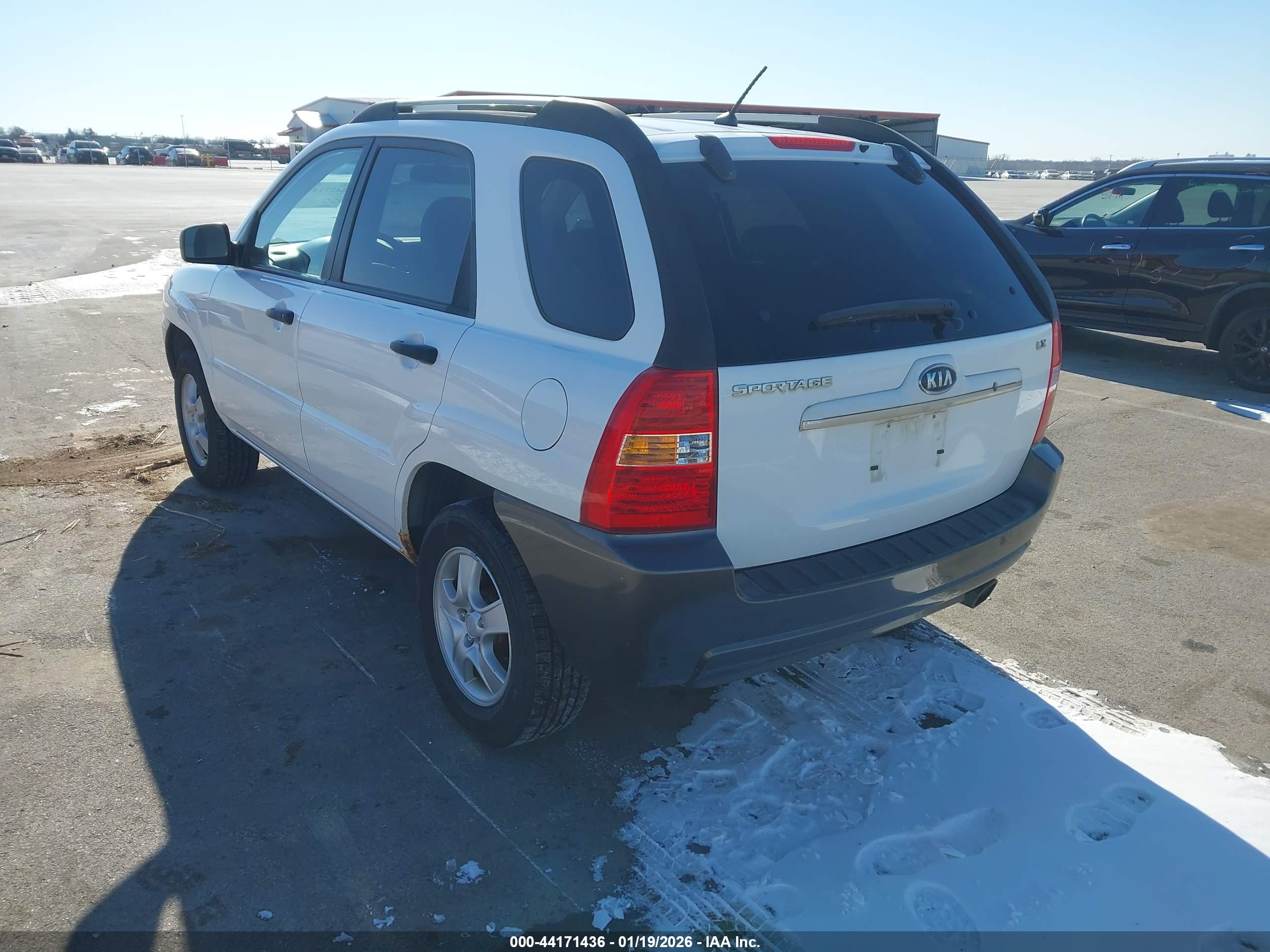 KIA SPORTAGE image 3