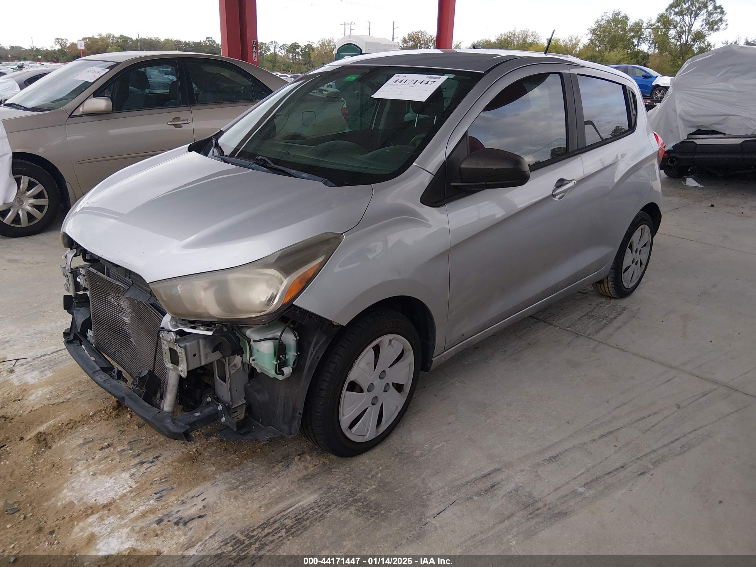 CHEVROLET SPARK image 2
