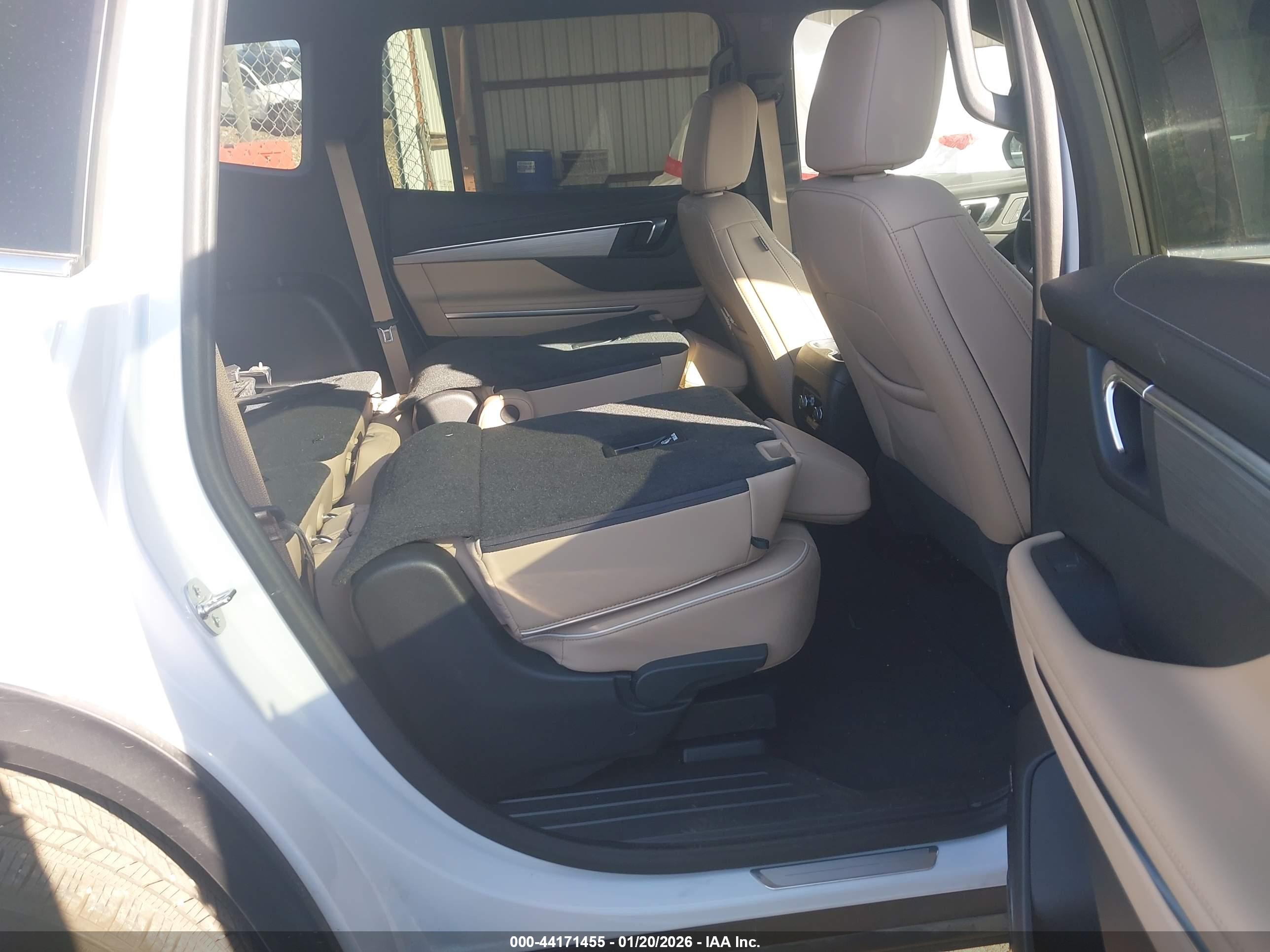 BUICK ENCLAVE image 8