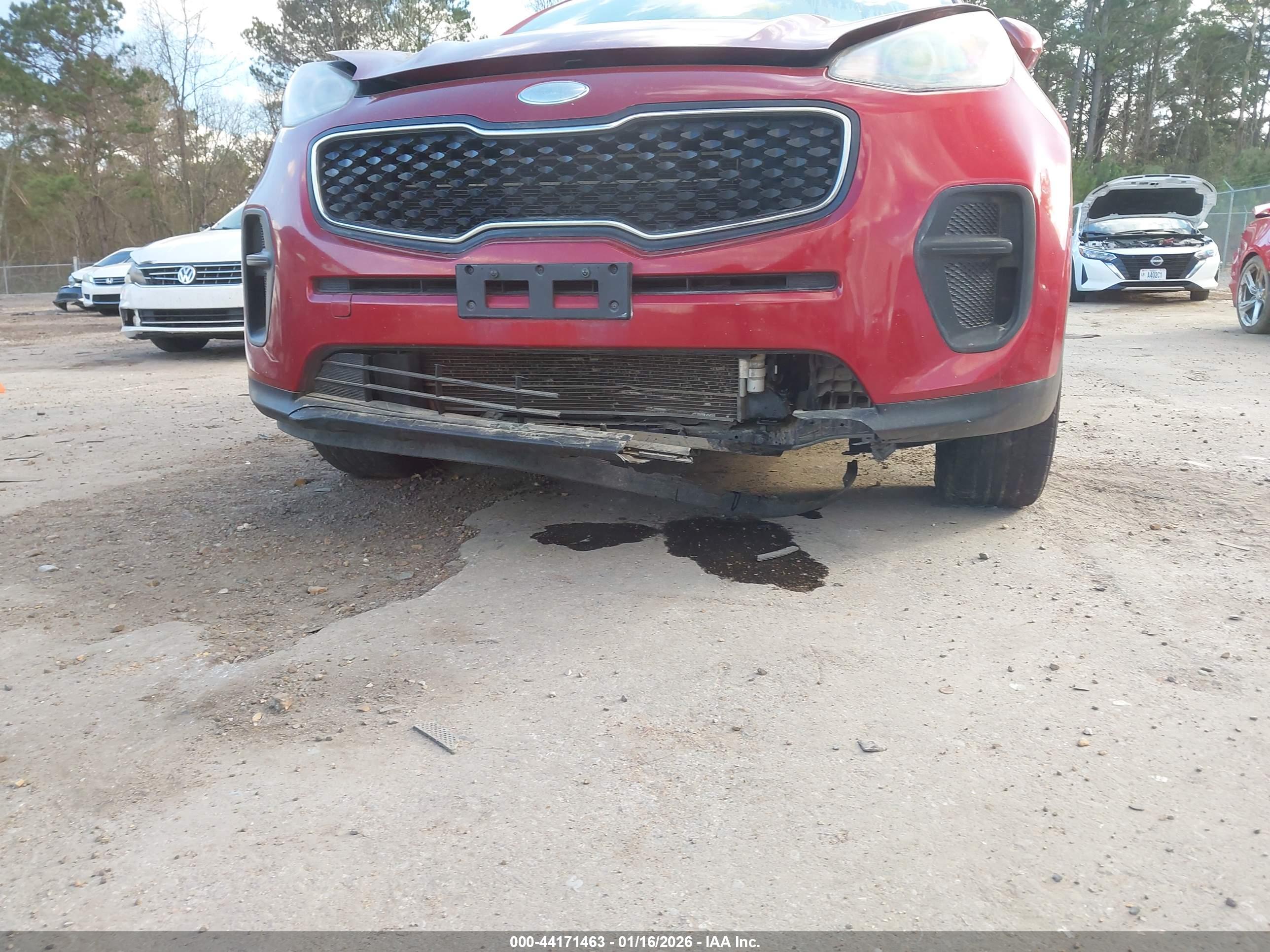 KIA SPORTAGE image 6