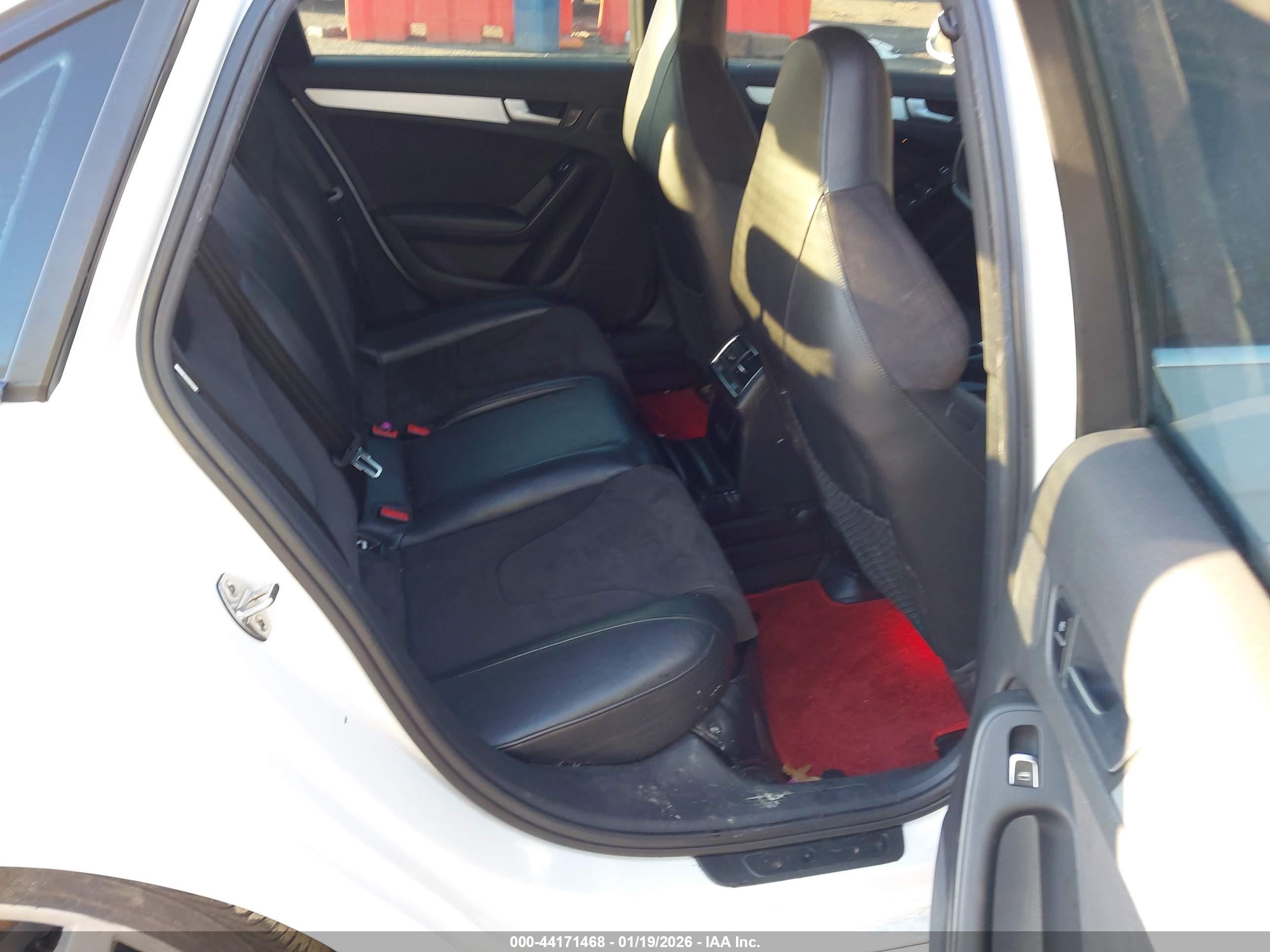 AUDI S4 image 8
