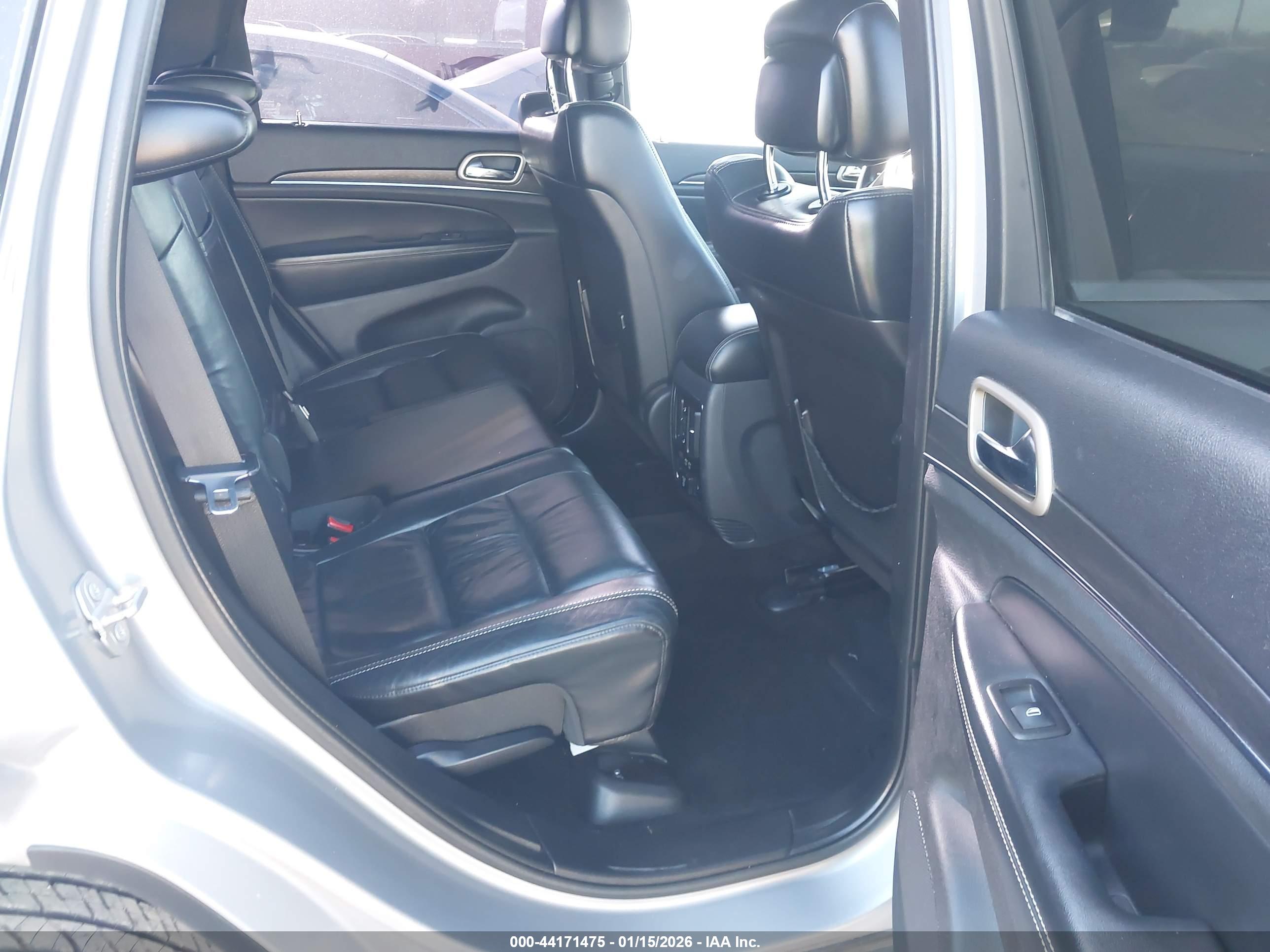 JEEP GRAND image 8