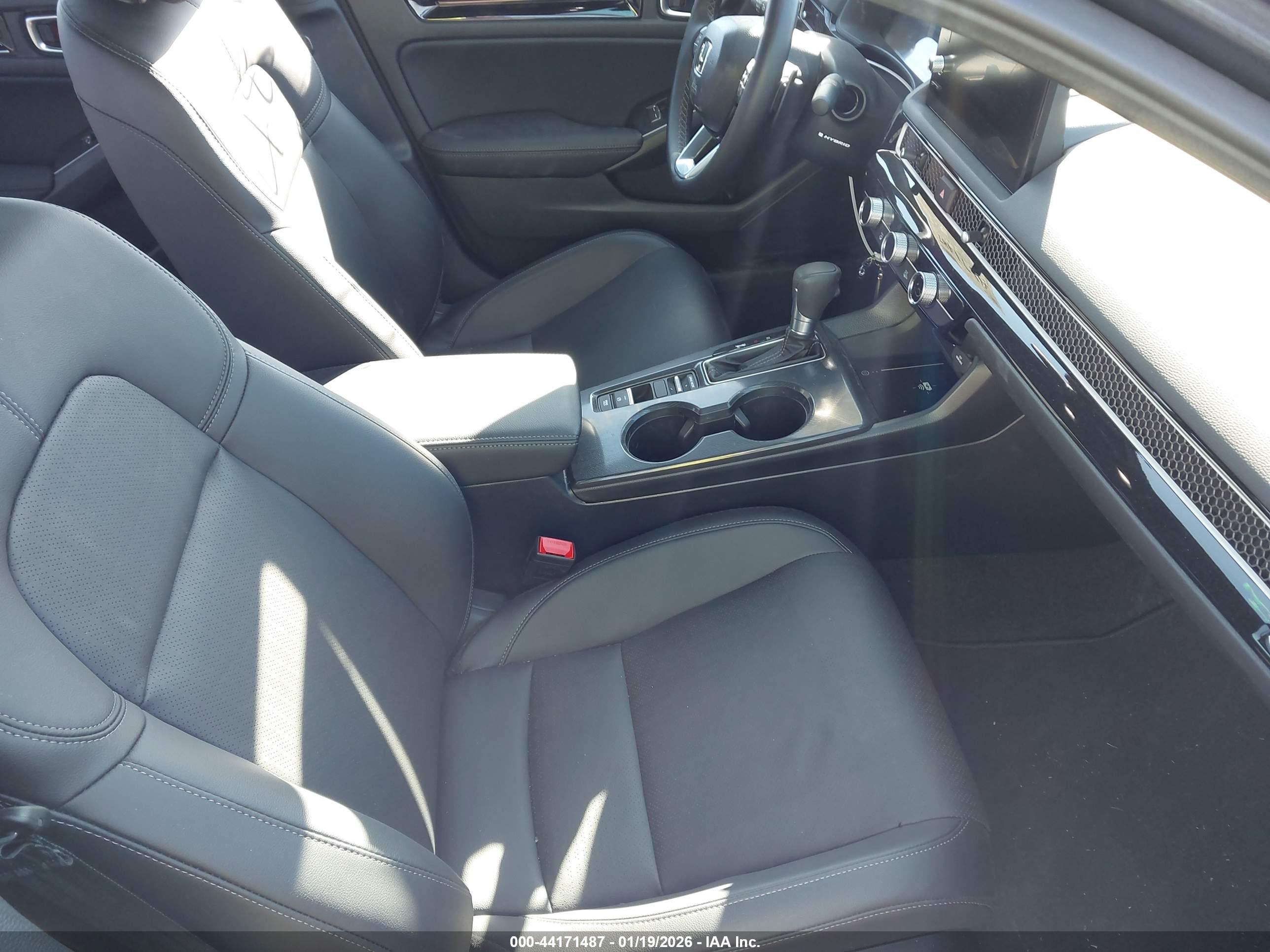 HONDA CIVIC image 5