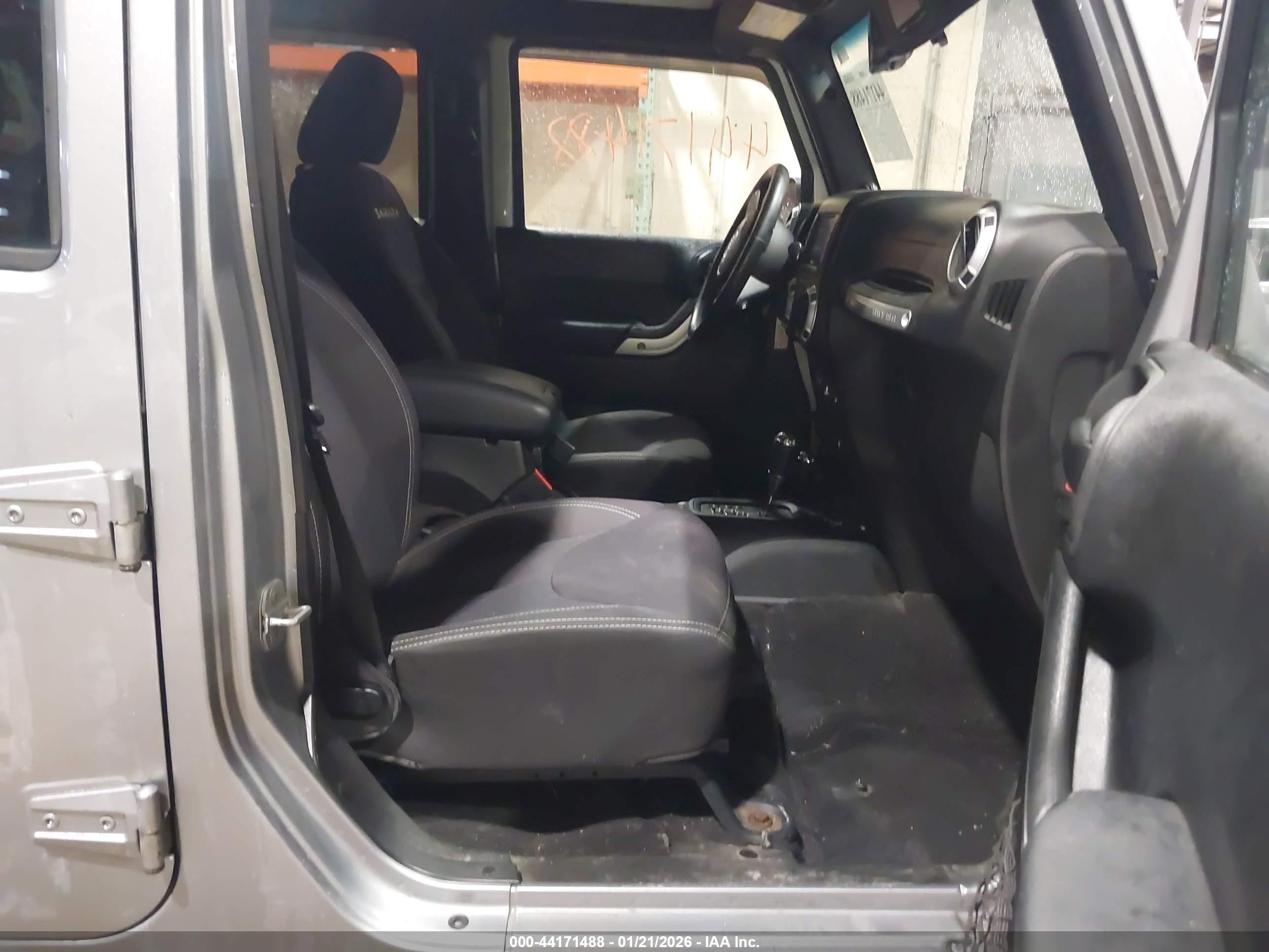 JEEP WRANGLER image 5