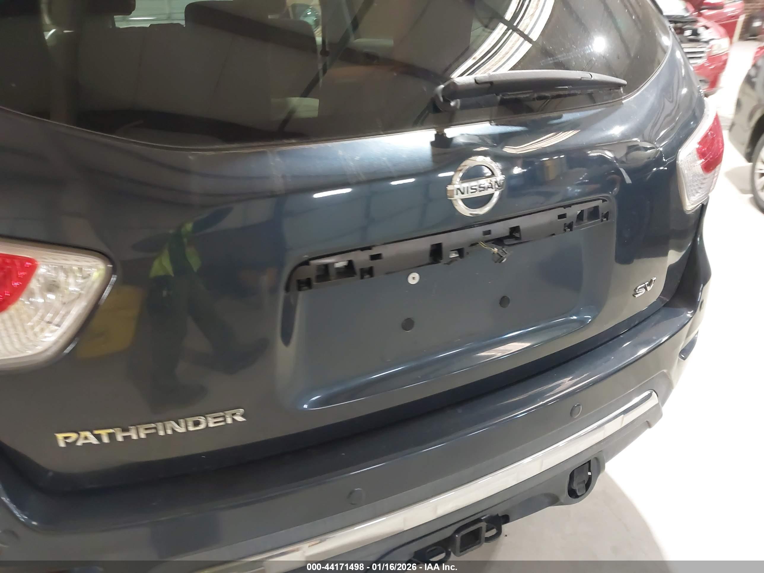NISSAN PATHFINDER image 6
