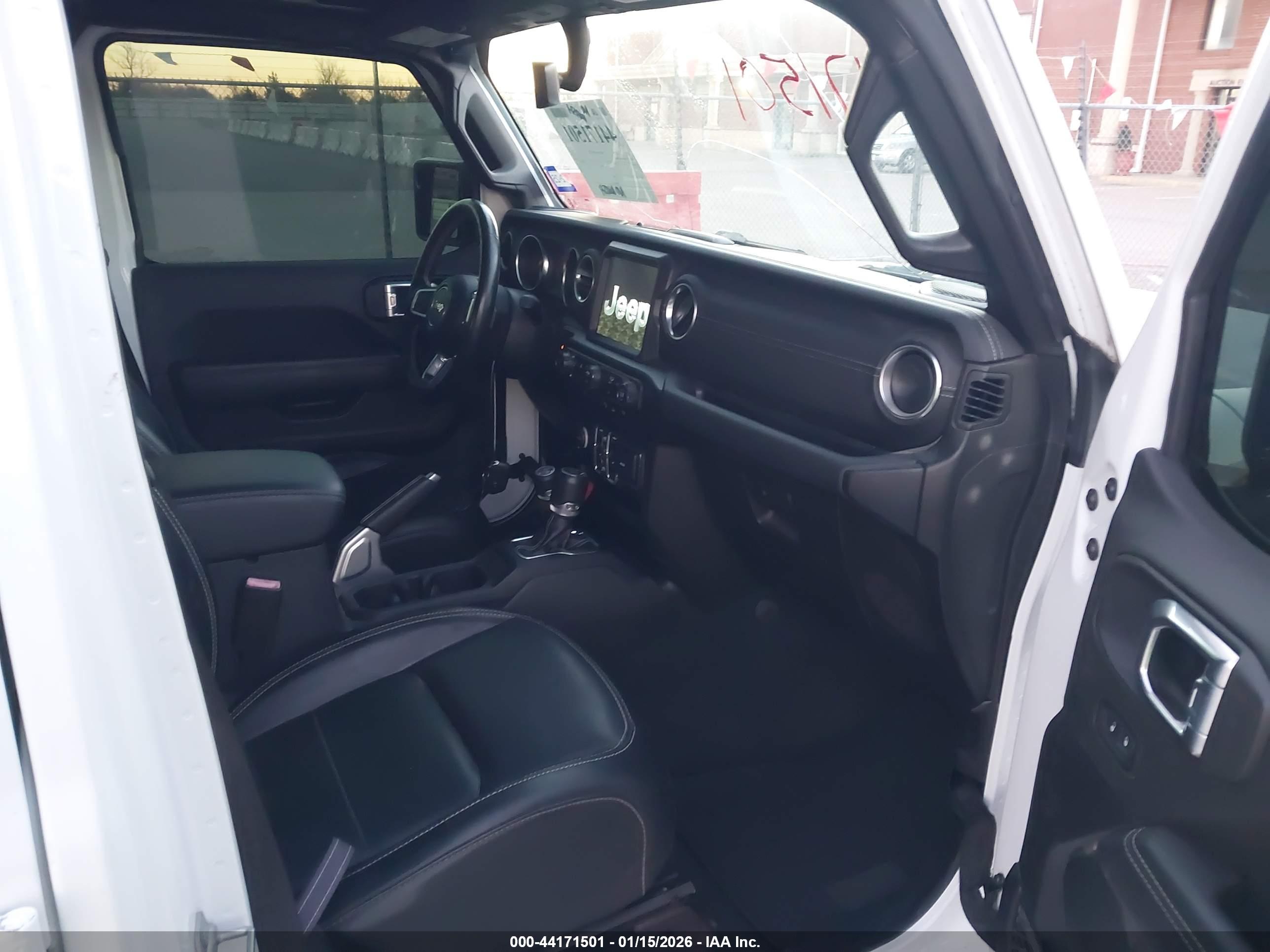 JEEP WRANGLER image 5