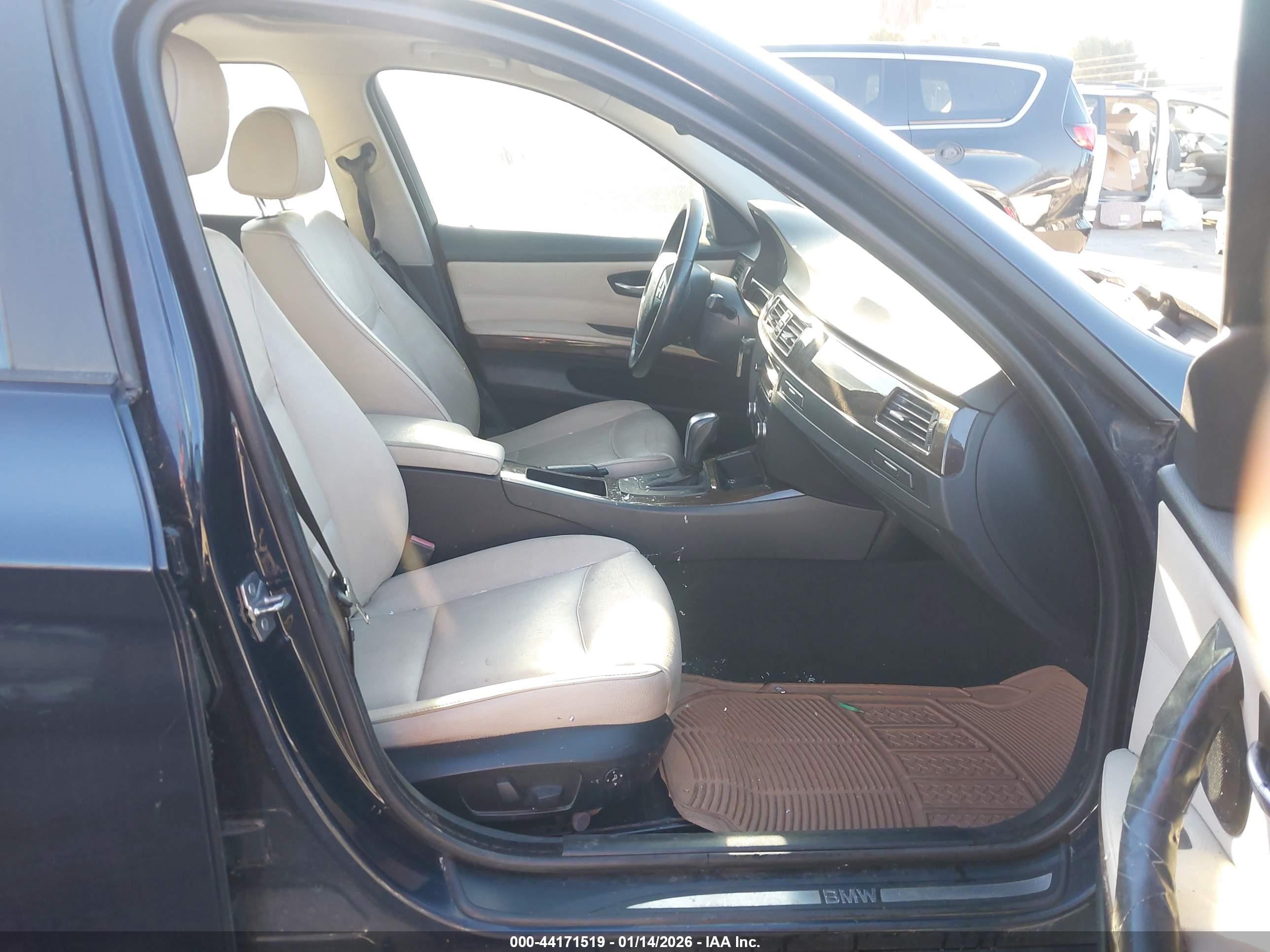 BMW 328I image 5