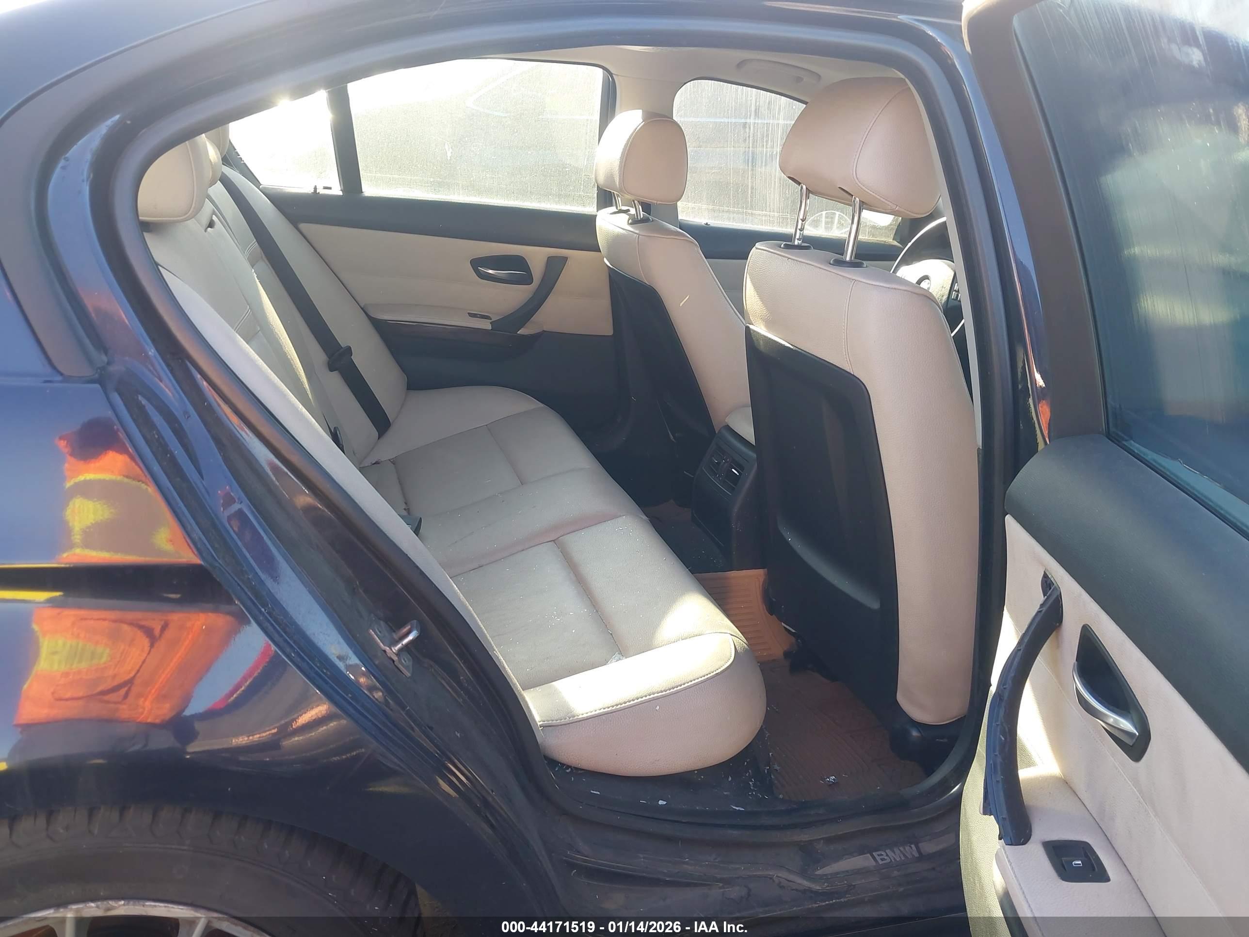 BMW 328I image 8