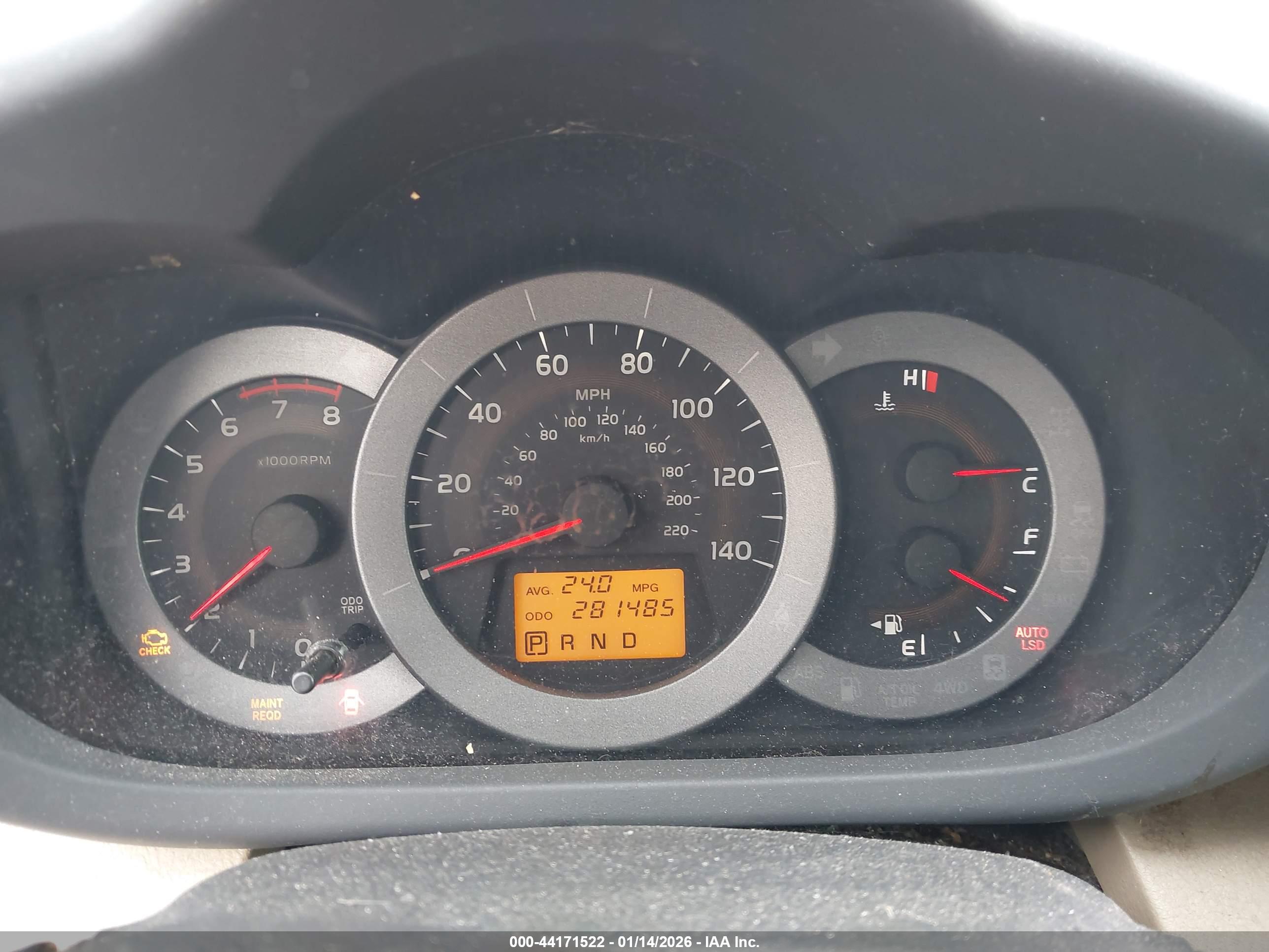TOYOTA RAV4 image 7