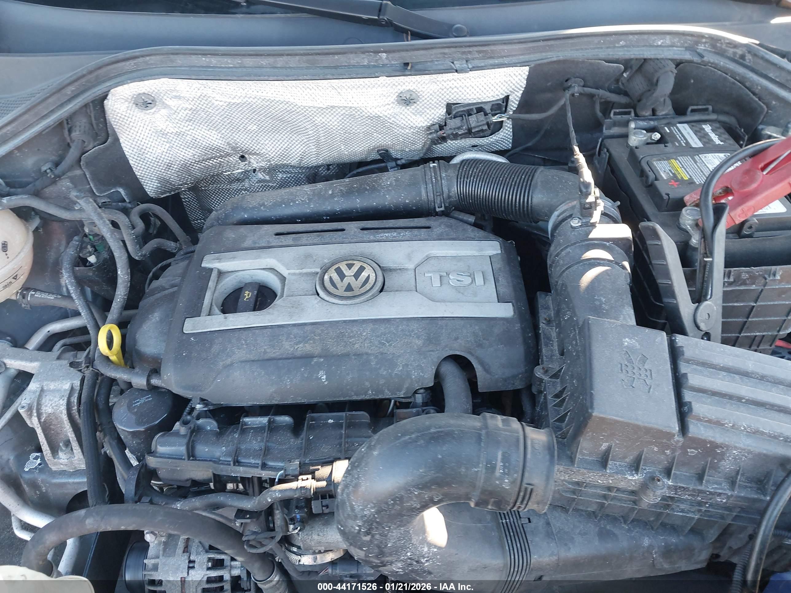 VOLKSWAGEN TIGUAN image 10