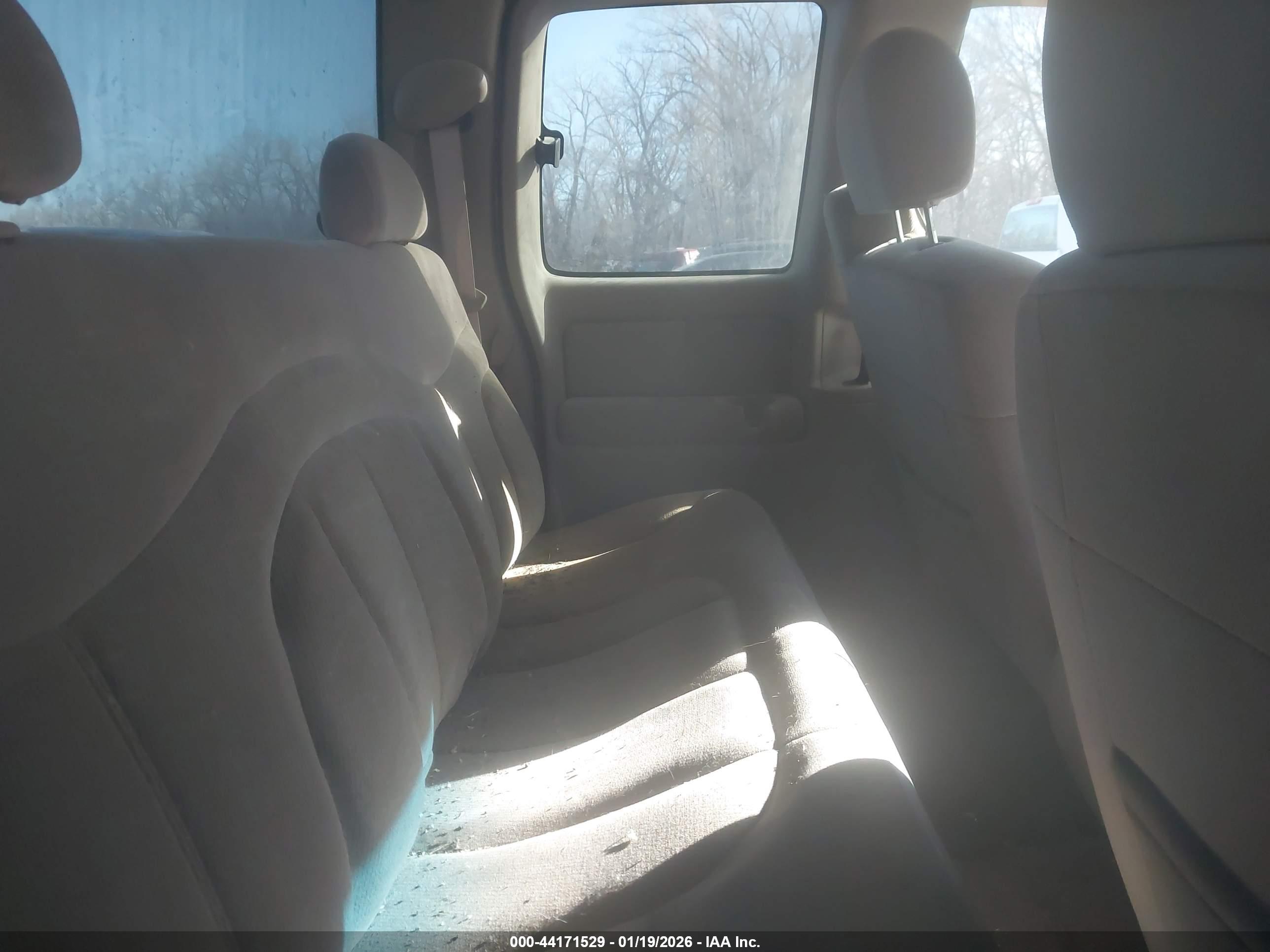GMC SIERRA image 8