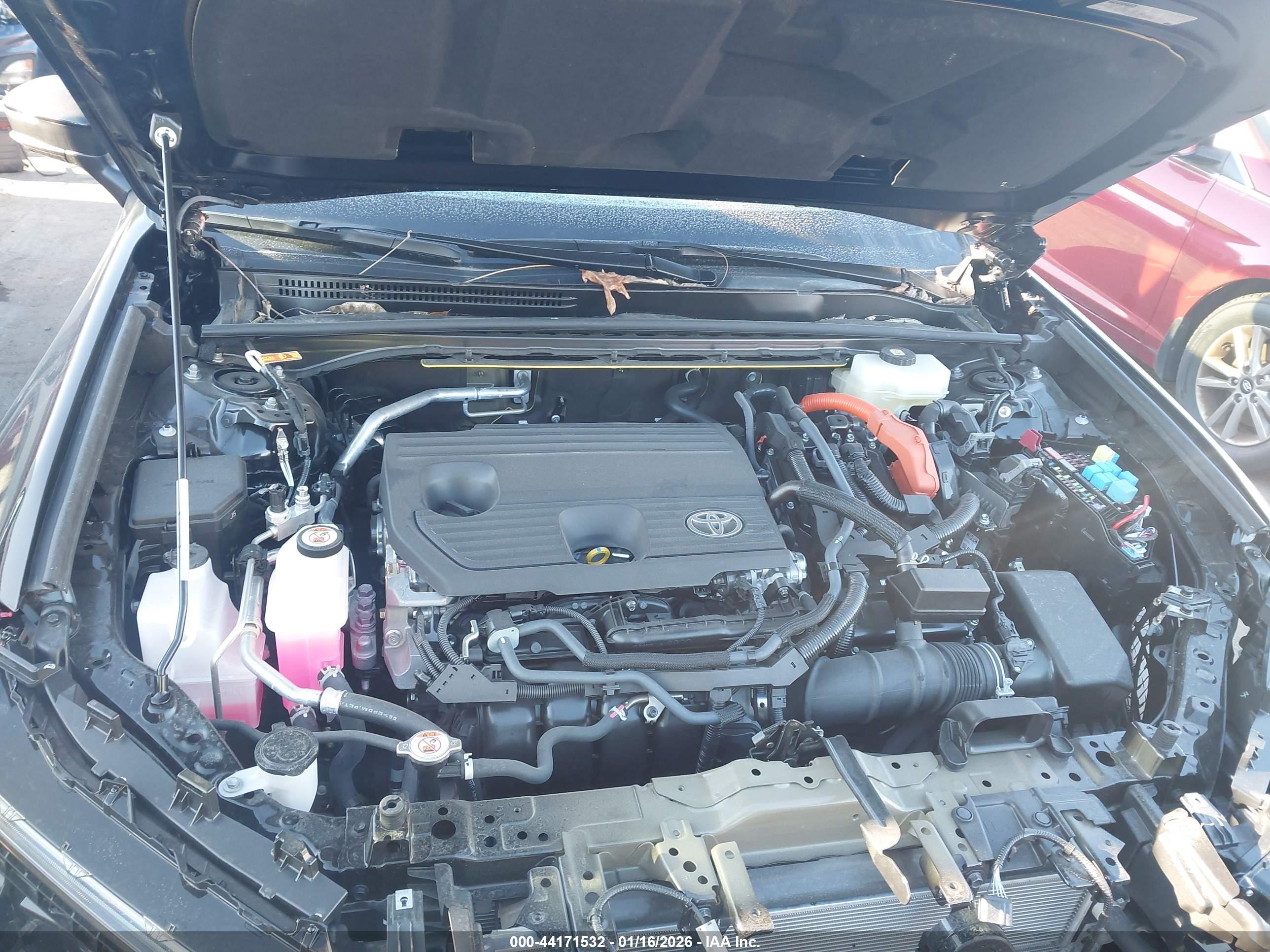 TOYOTA CROWN image 10