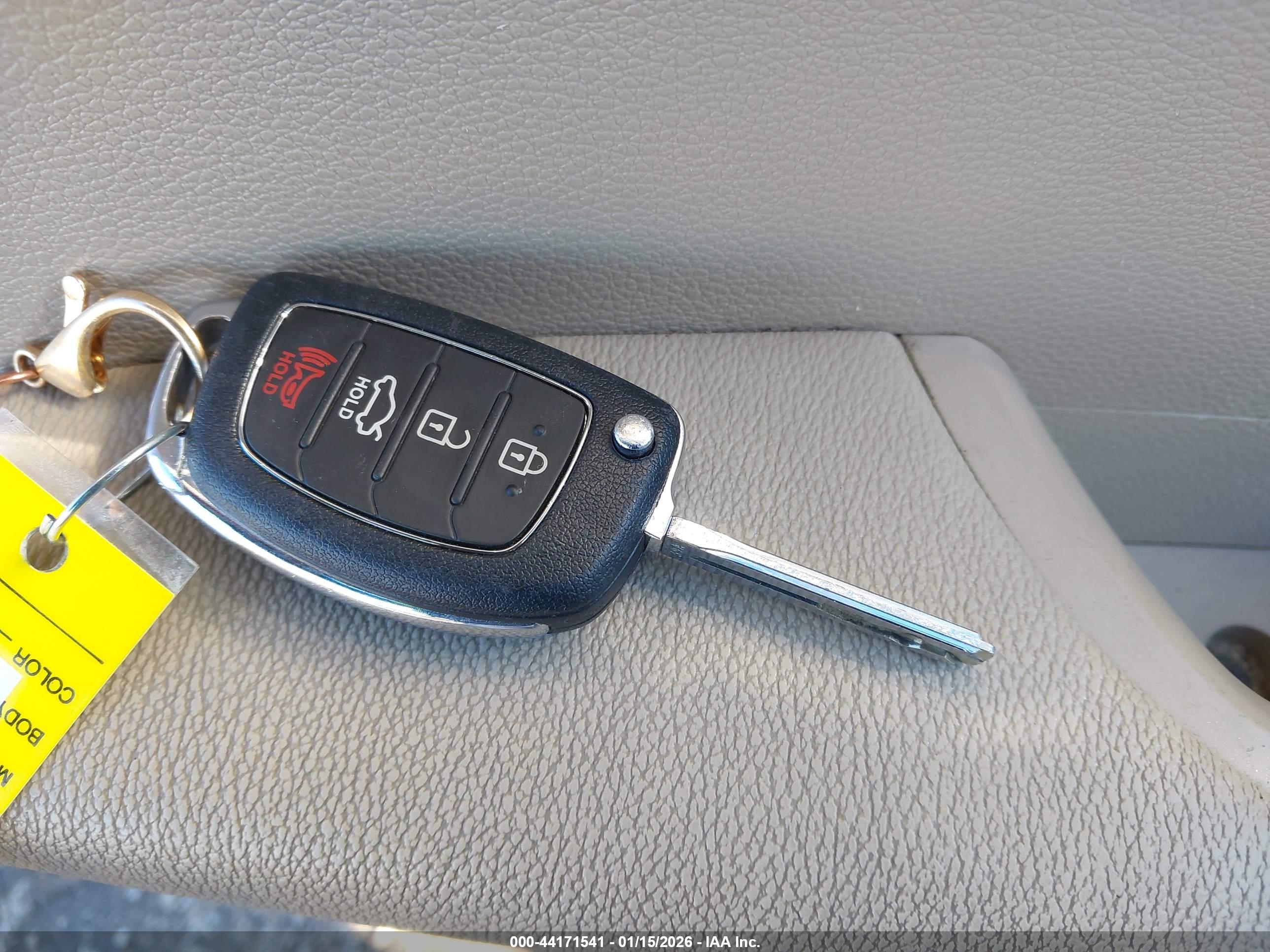 HYUNDAI SONATA image 11