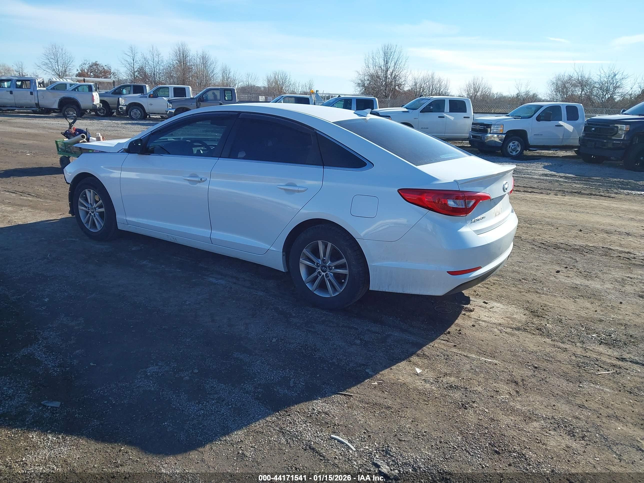 HYUNDAI SONATA image 3