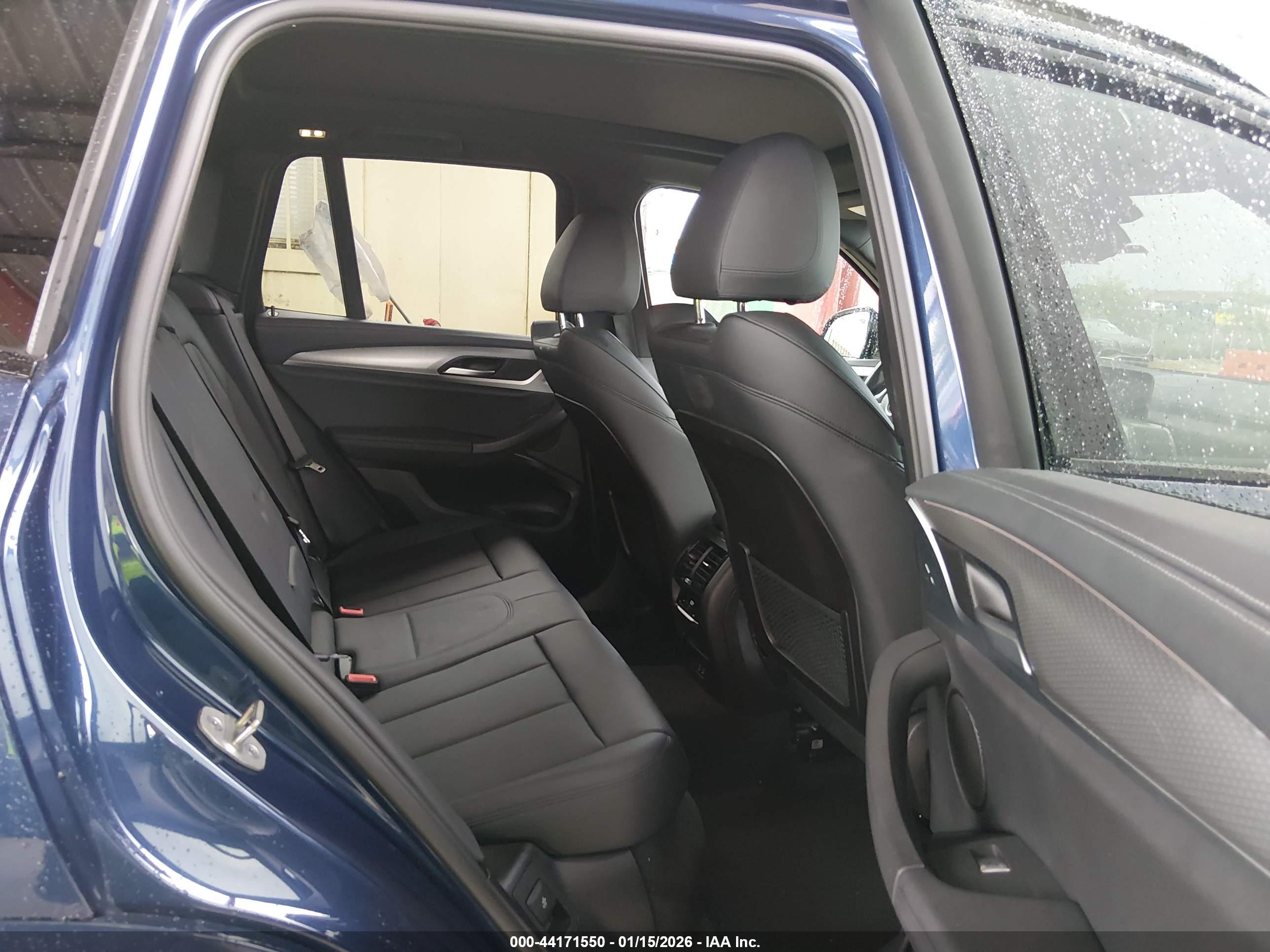 BMW X3 image 8