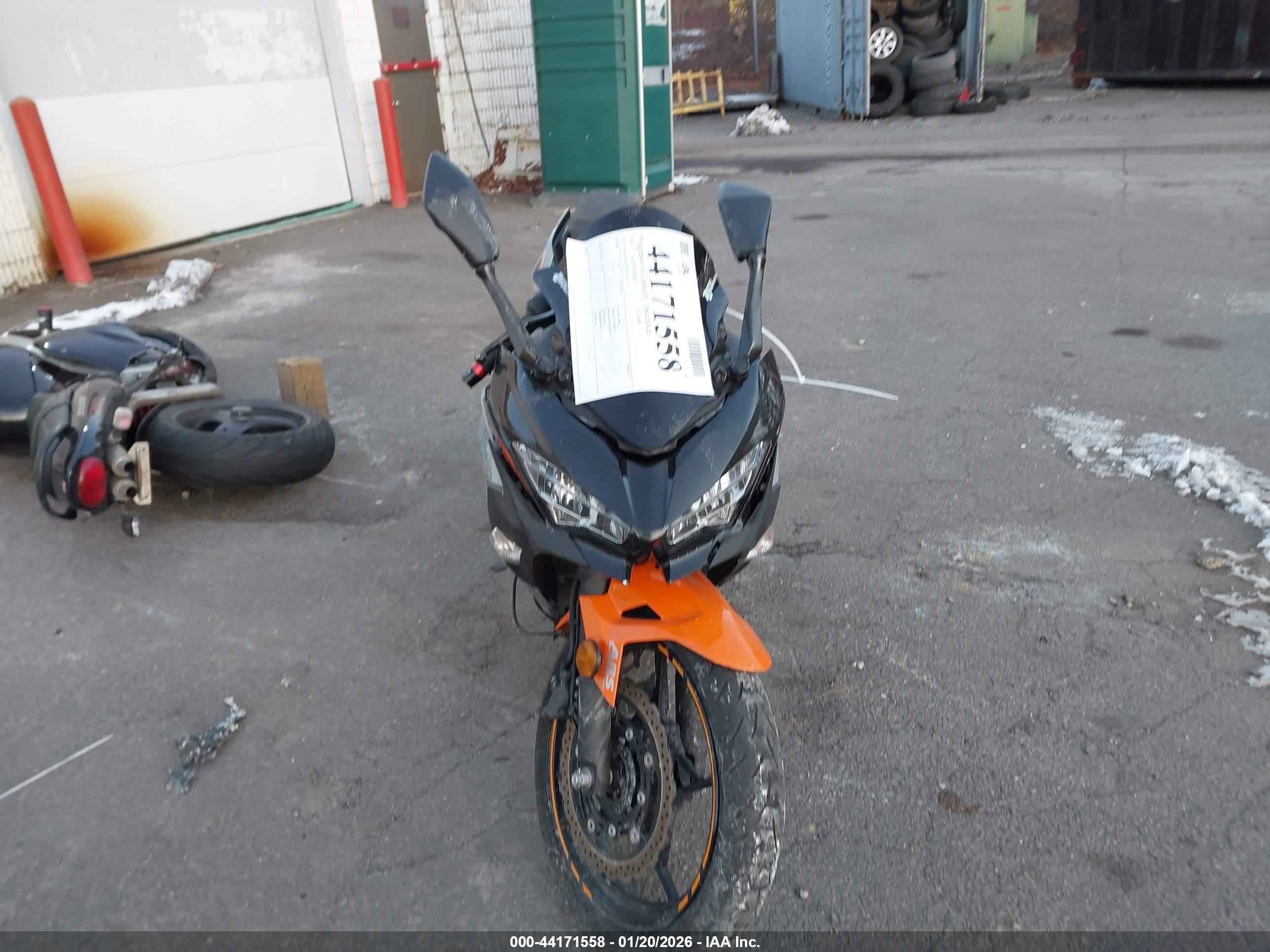 KAWASAKI EX400 image 5
