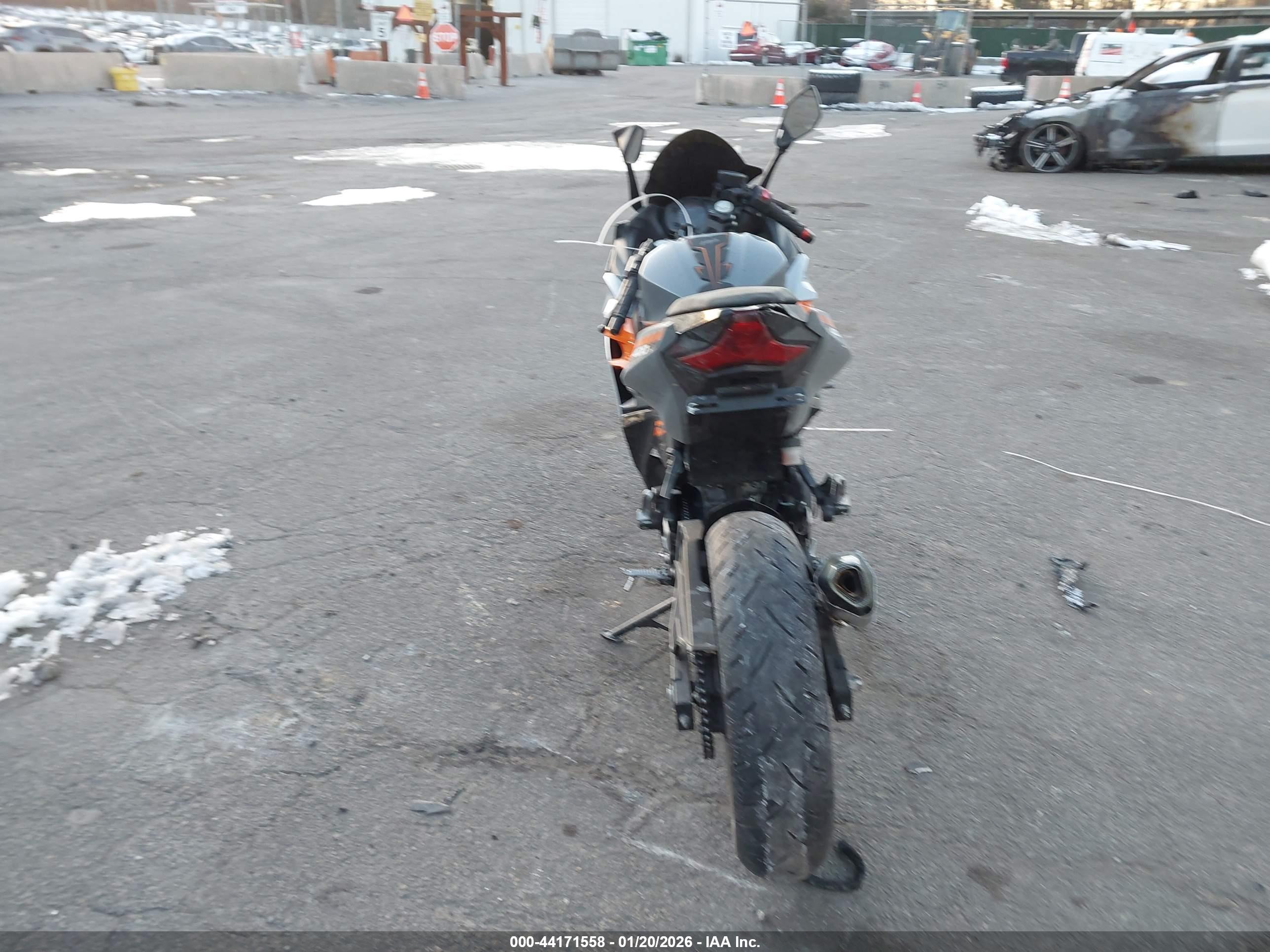 KAWASAKI EX400 image 6