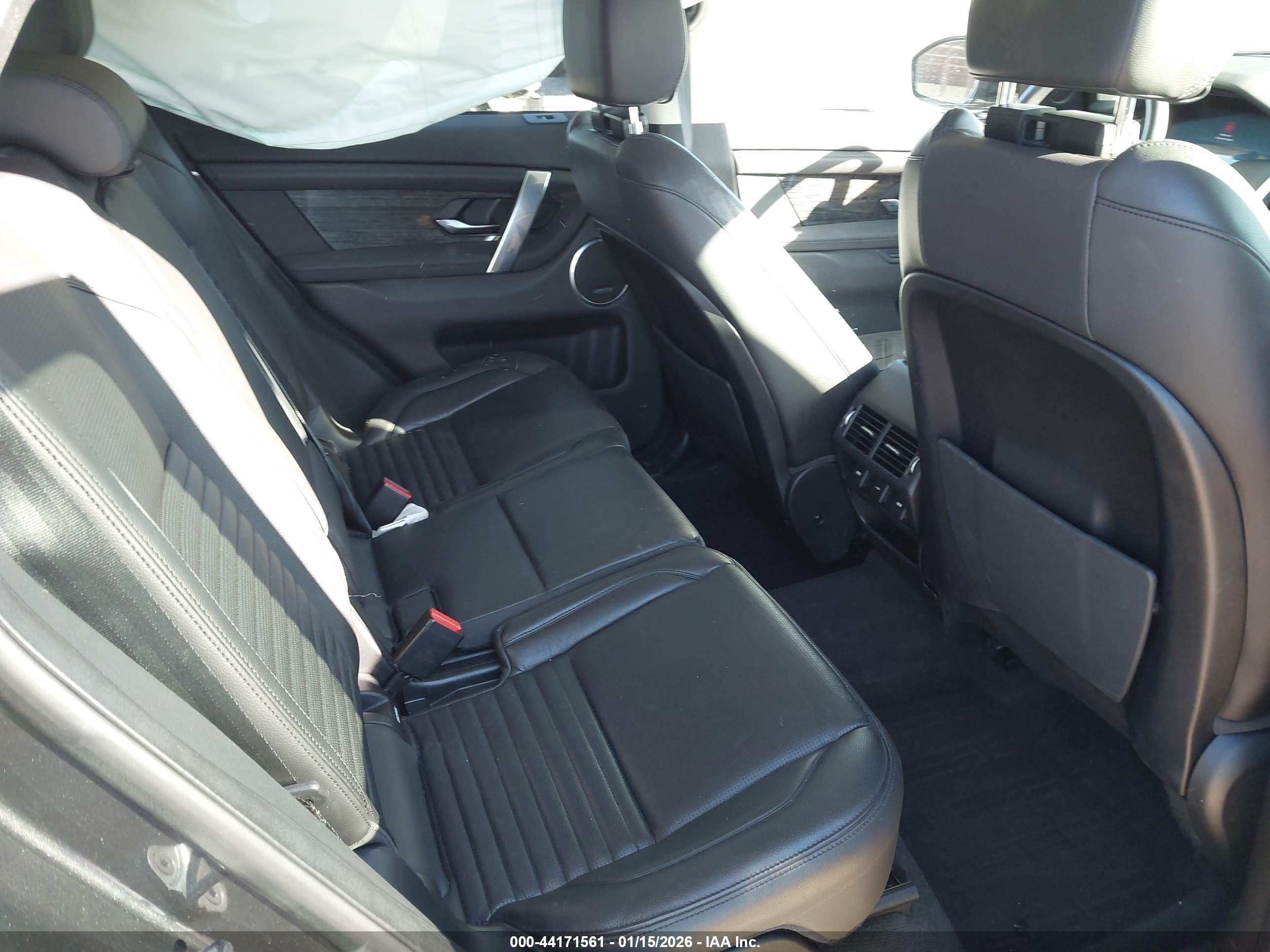 LAND ROVER image 8