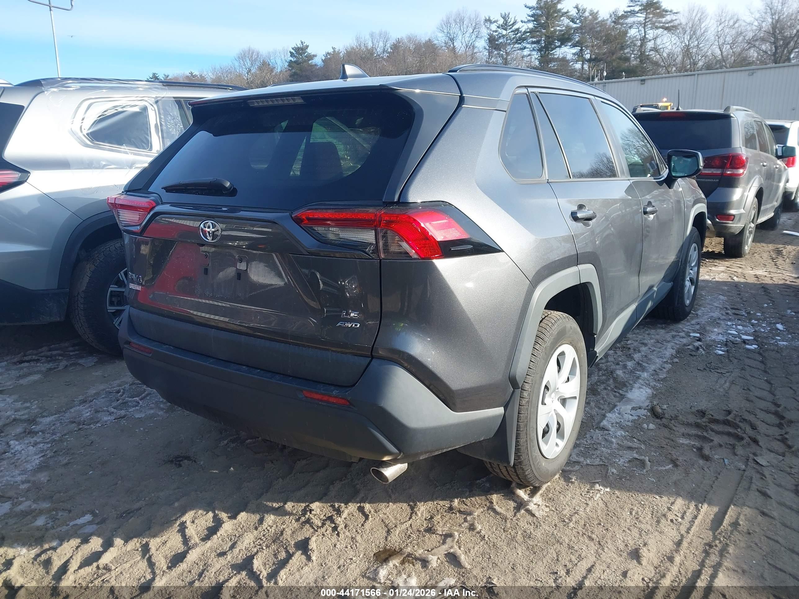 TOYOTA RAV4 image 4