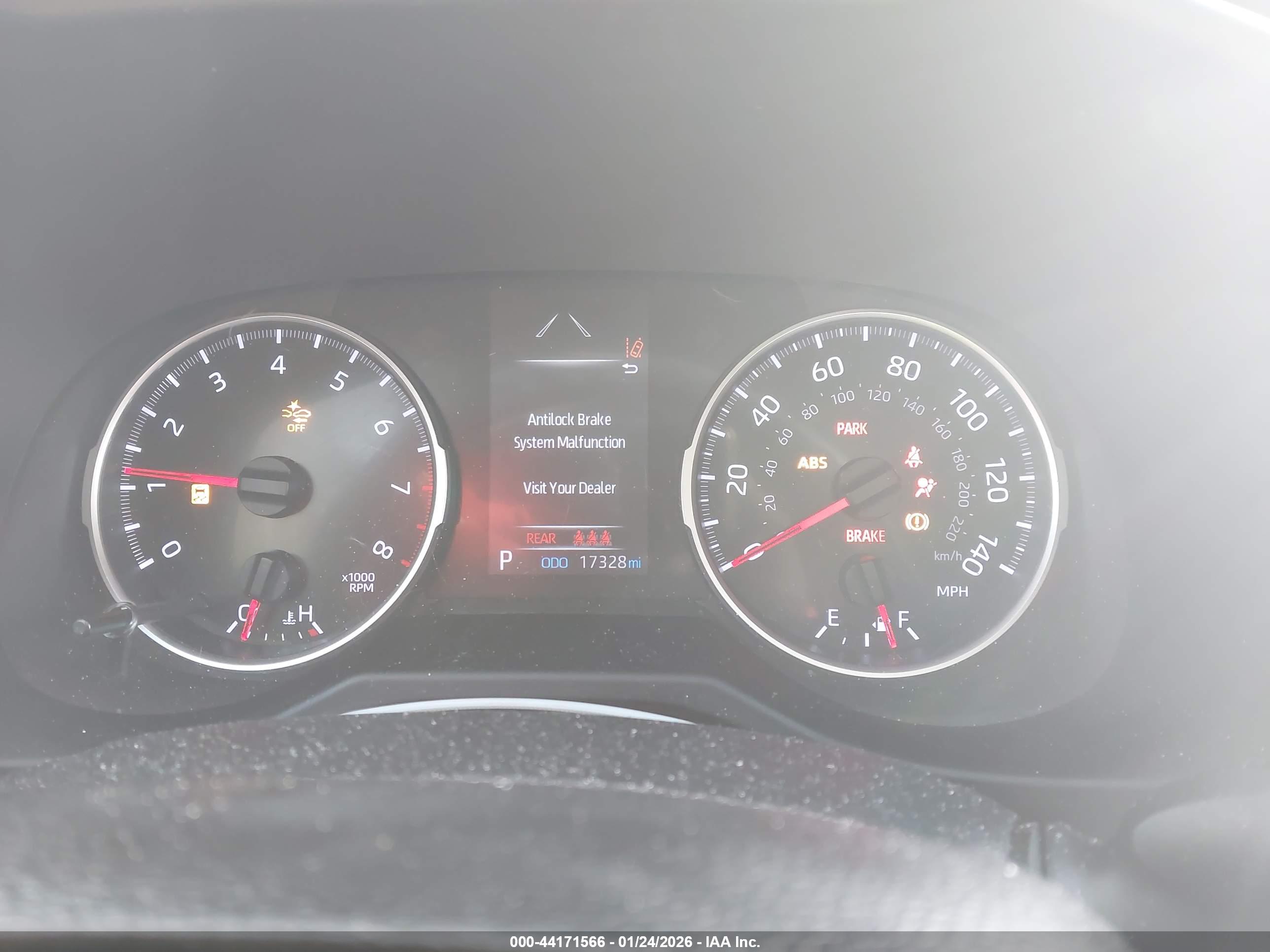 TOYOTA RAV4 image 7