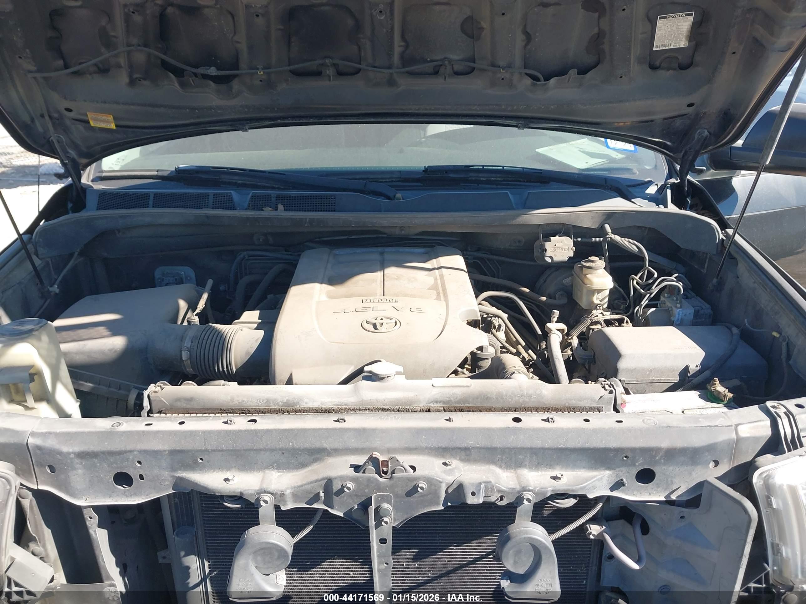 TOYOTA TUNDRA image 10
