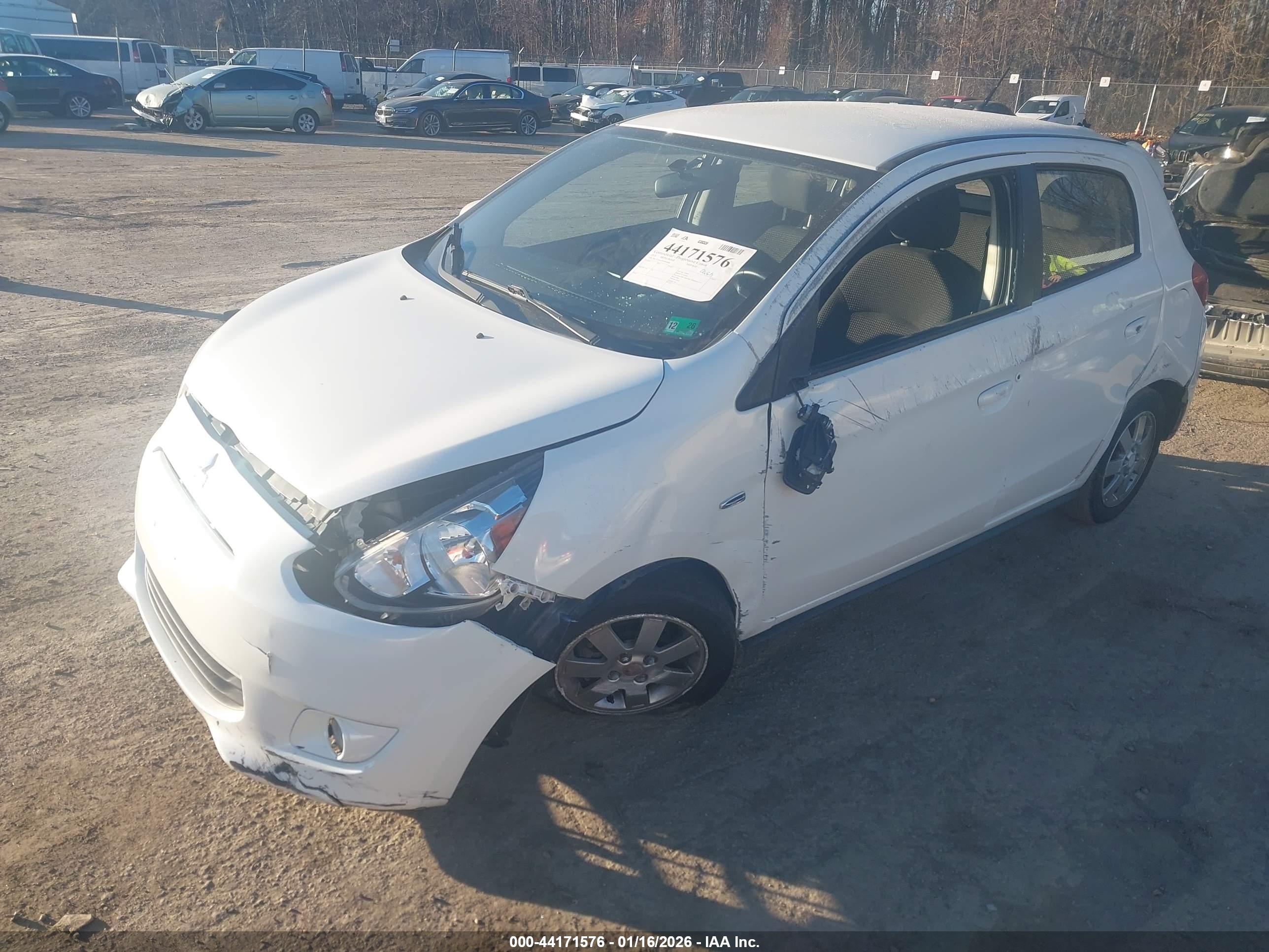 MITSUBISHI MIRAGE image 2