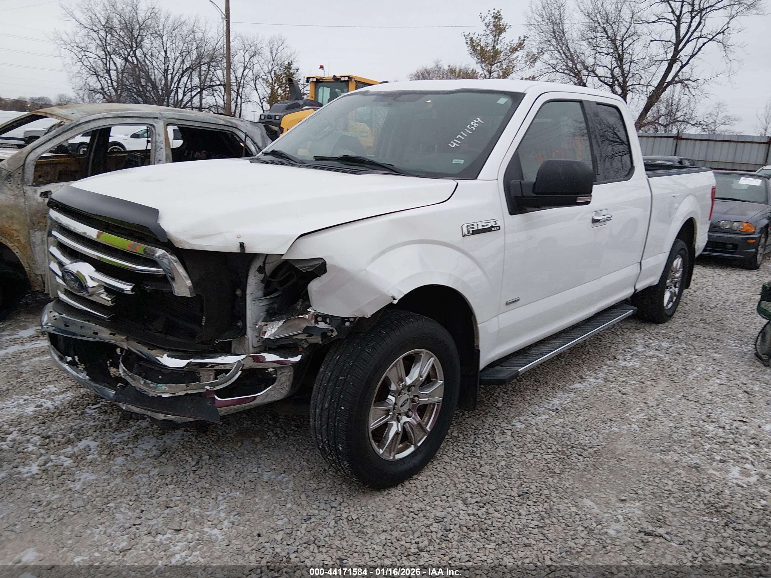 FORD F-150 image 2